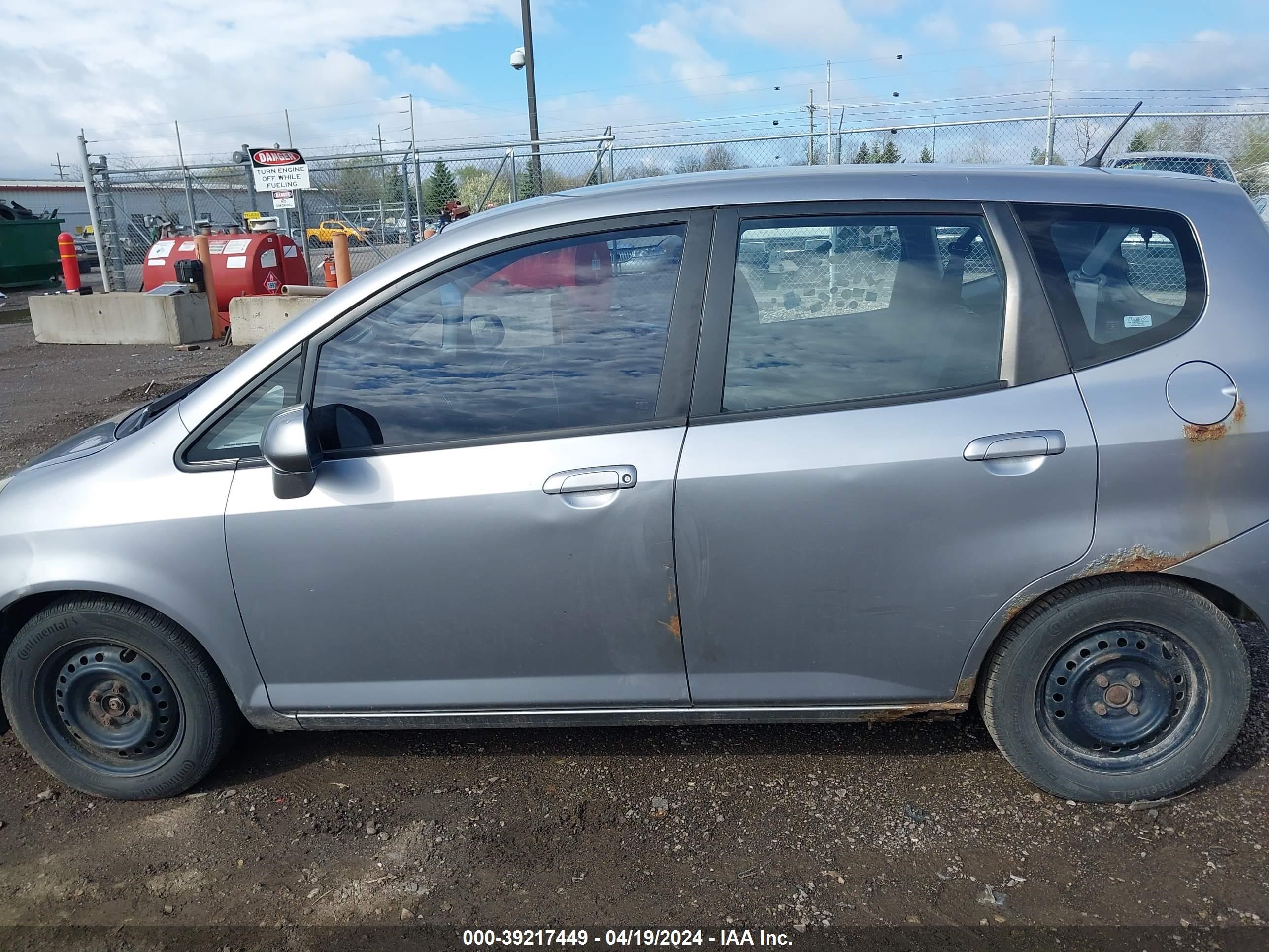 Photo 12 VIN: JHMGD38438S023590 - HONDA FIT 