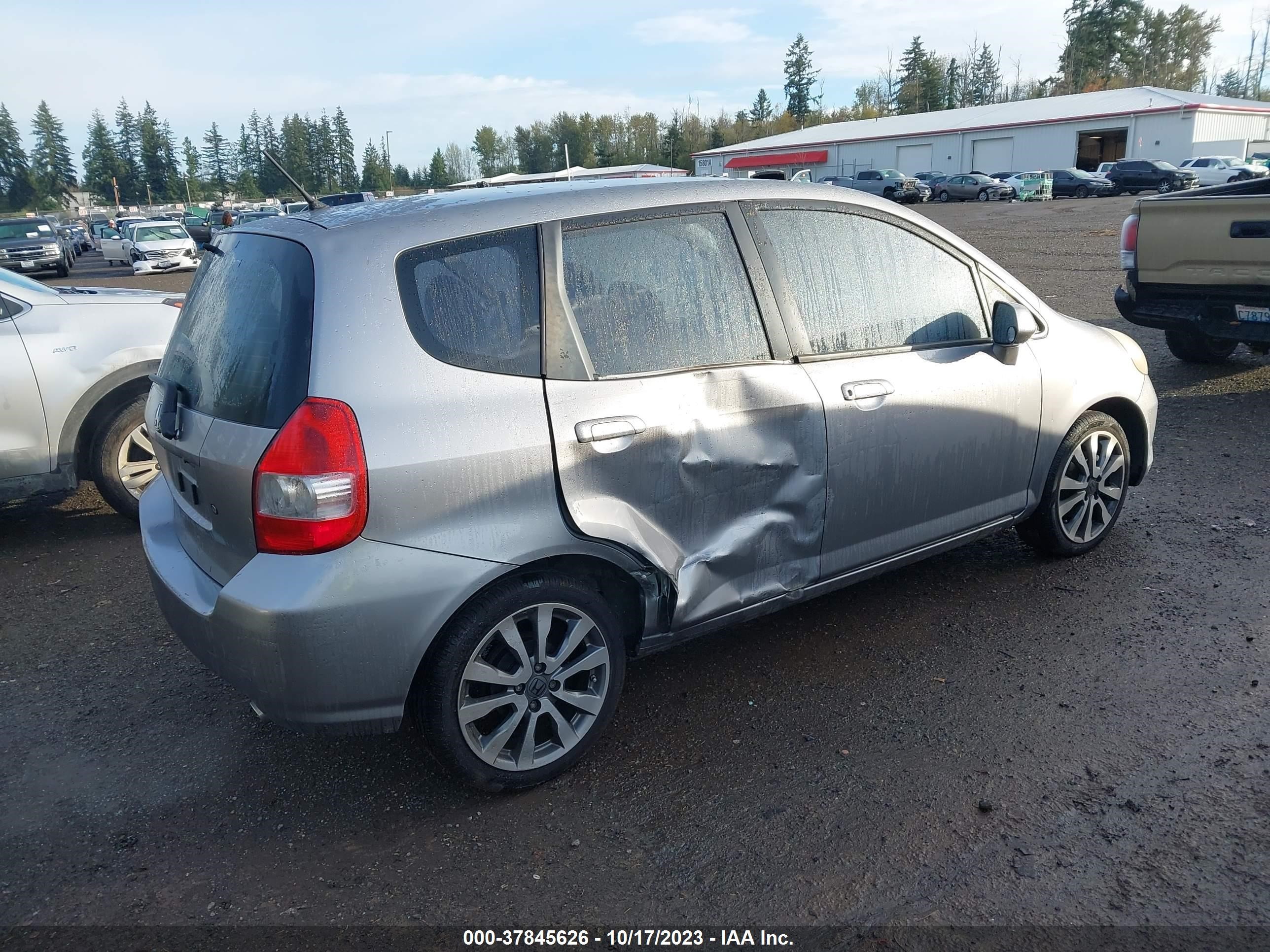 Photo 3 VIN: JHMGD38487S017914 - HONDA FIT 