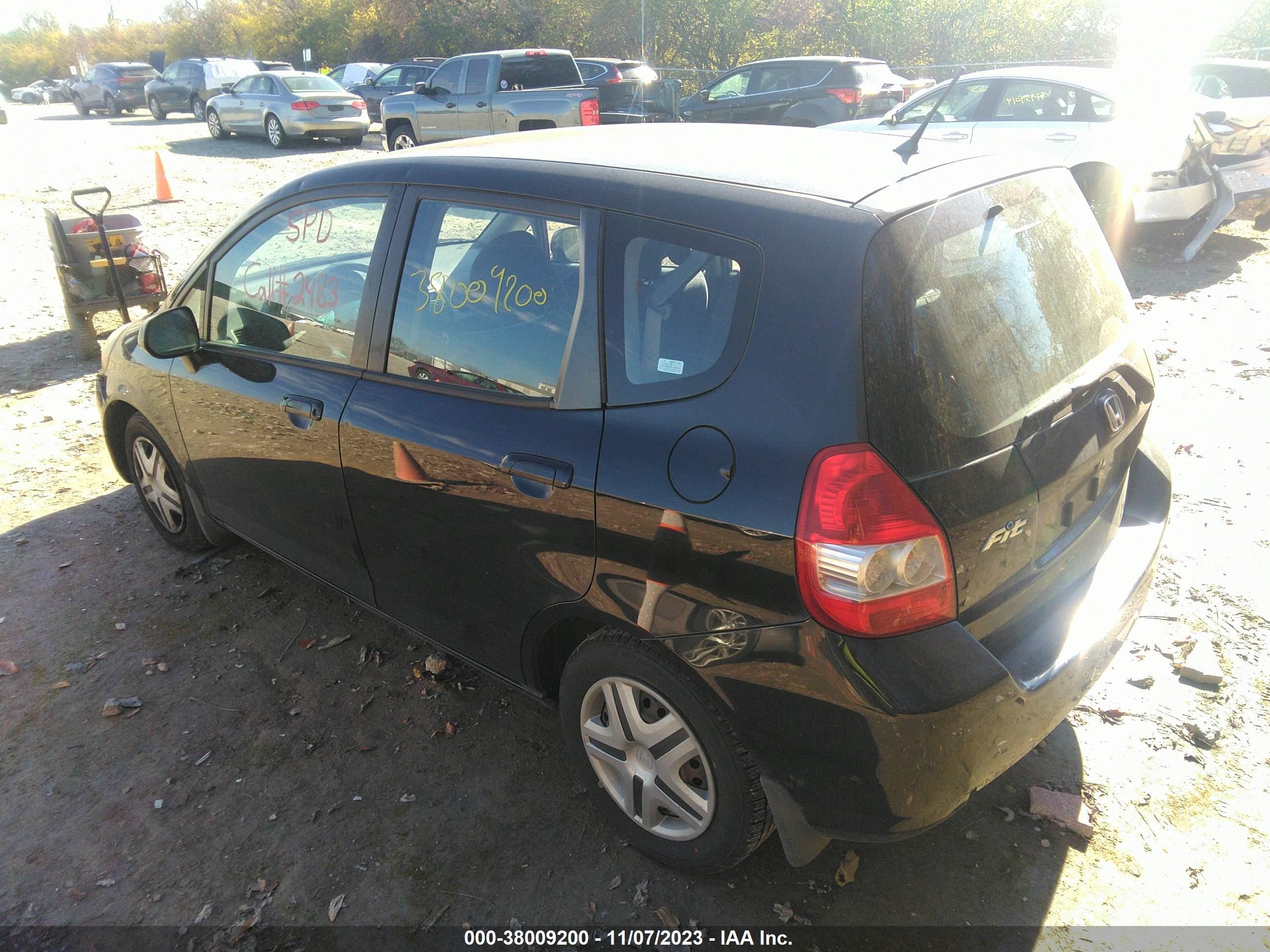 Photo 2 VIN: JHMGD38487S066045 - HONDA FIT 