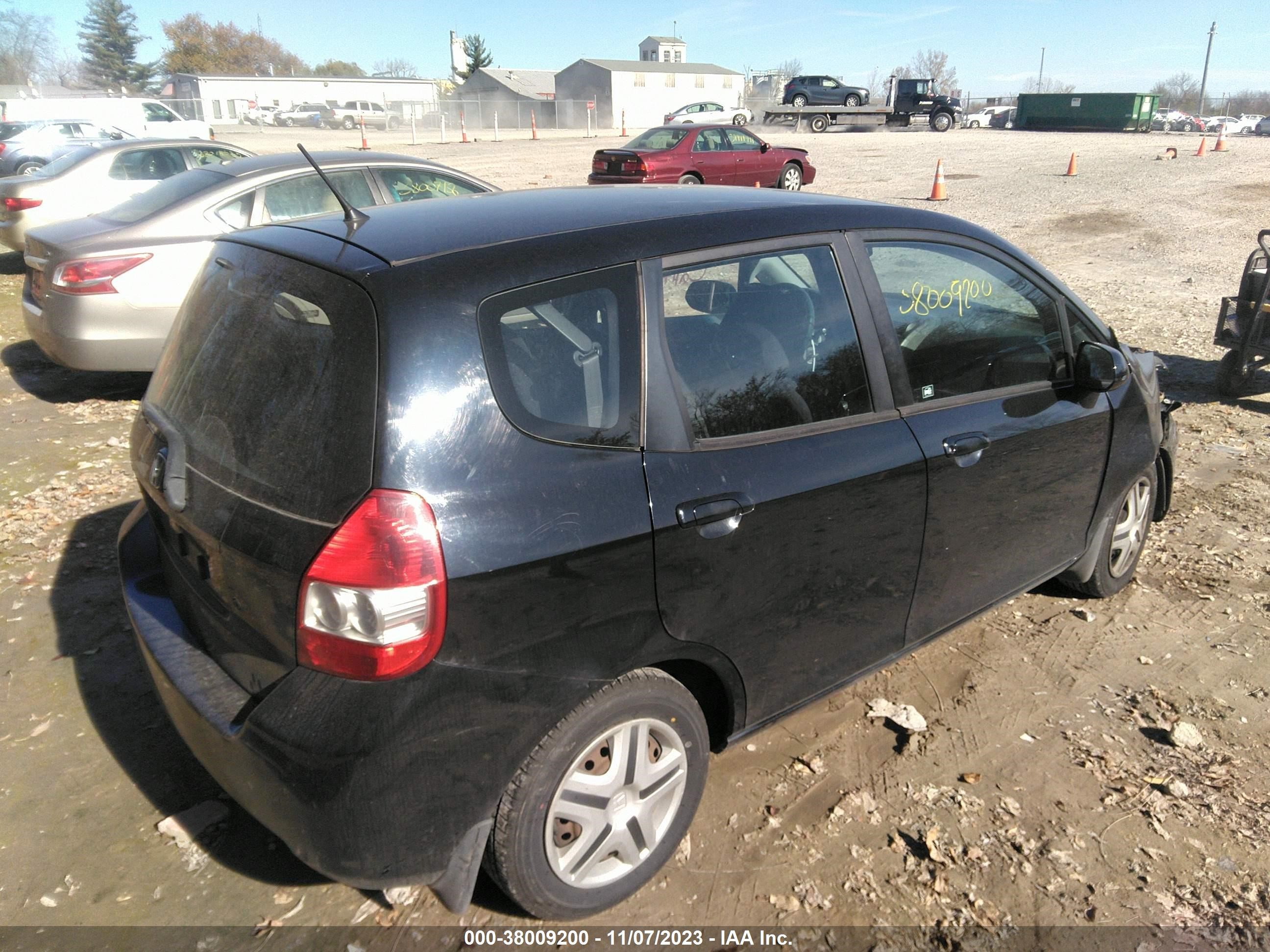 Photo 3 VIN: JHMGD38487S066045 - HONDA FIT 