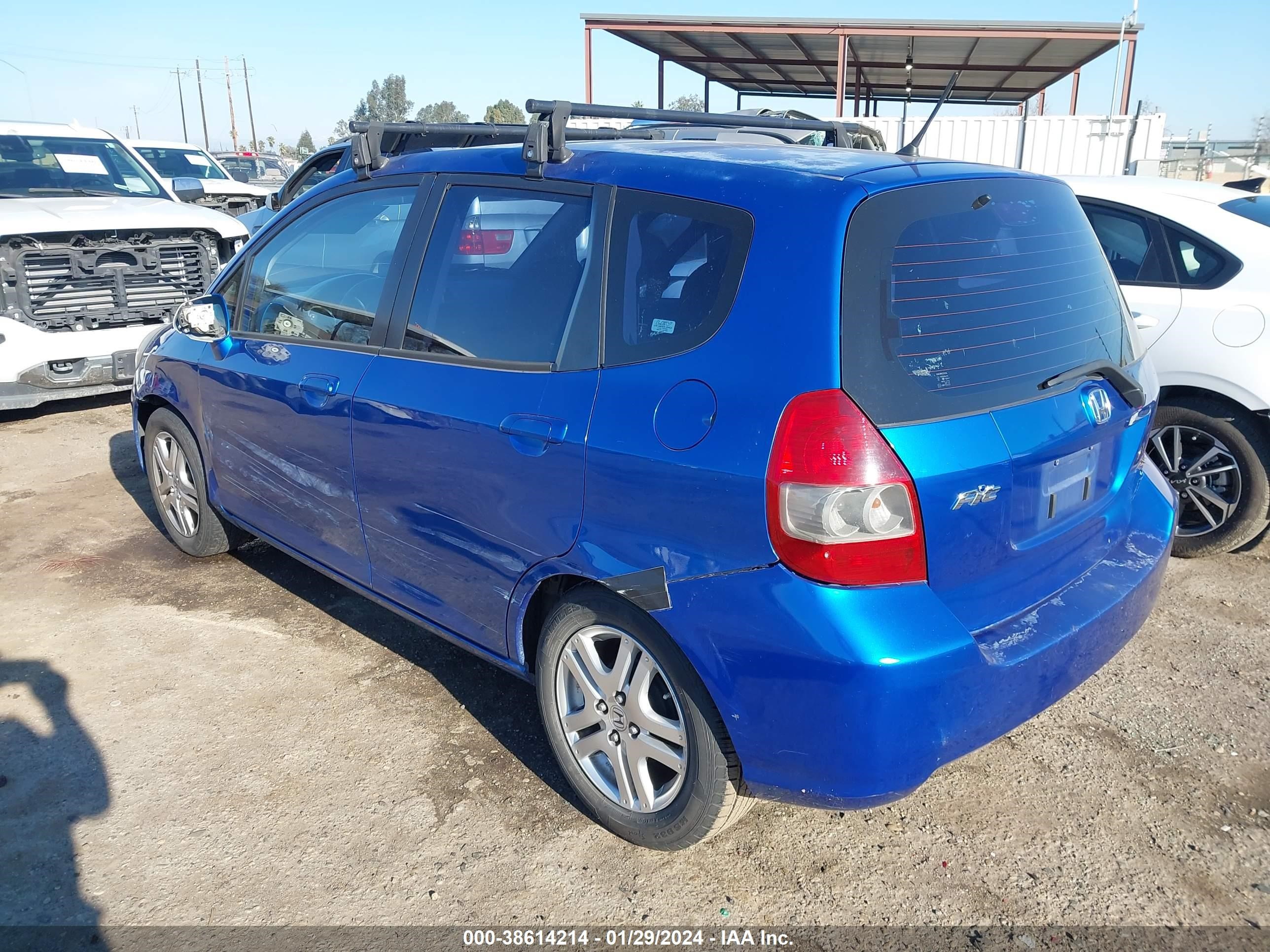 Photo 2 VIN: JHMGD38497S010860 - HONDA FIT 