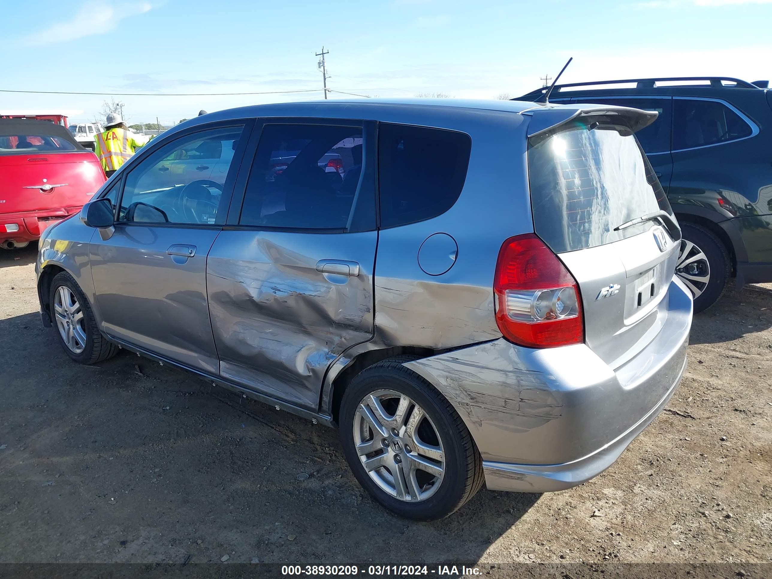 Photo 2 VIN: JHMGD38617S006092 - HONDA FIT 