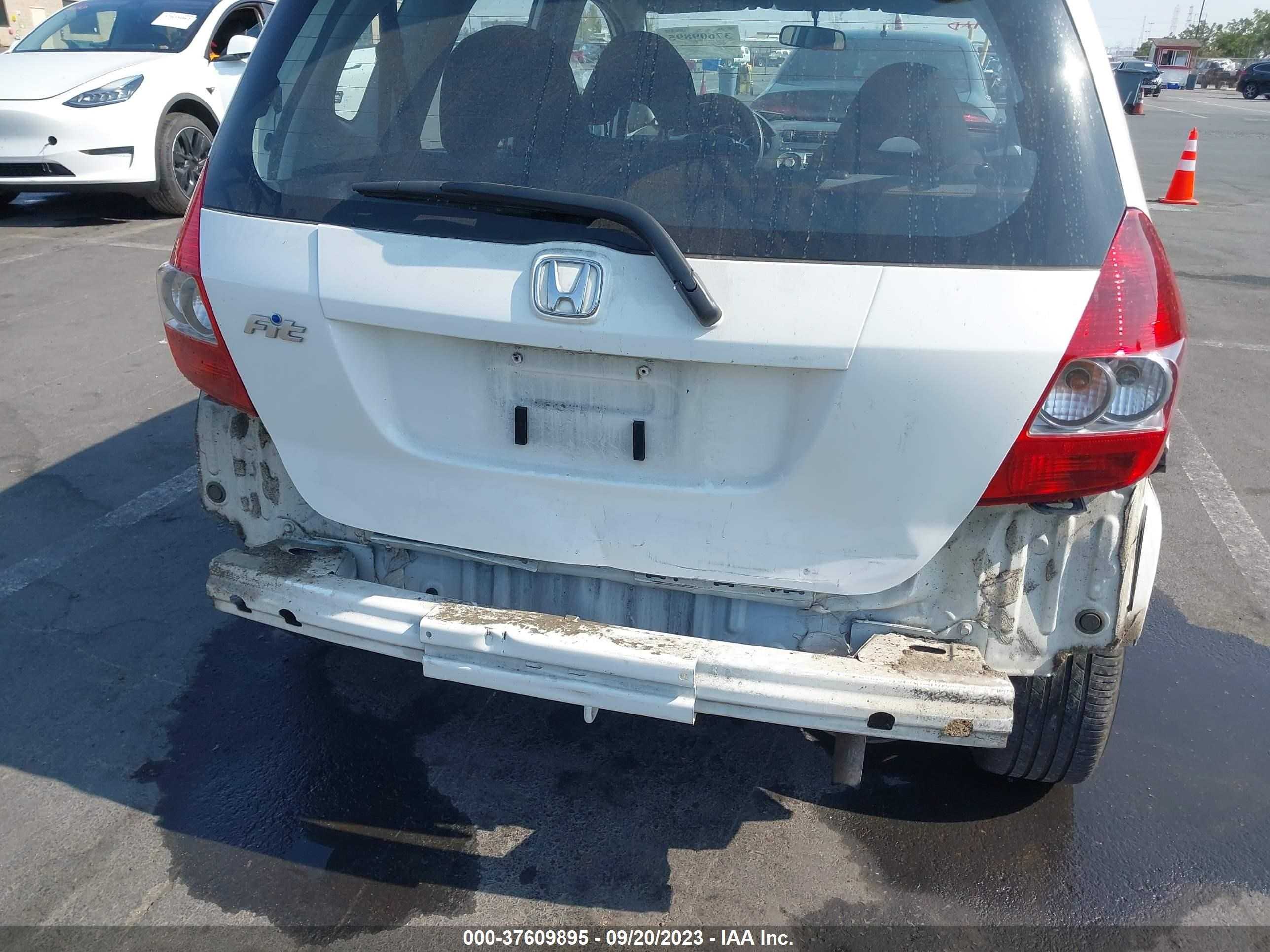 Photo 5 VIN: JHMGD38617S035723 - HONDA FIT 