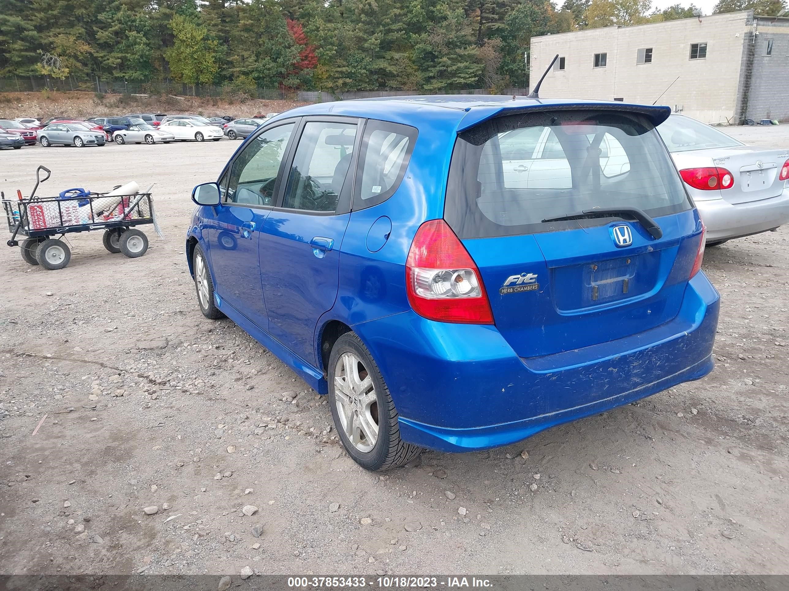 Photo 2 VIN: JHMGD38617S043563 - HONDA FIT 