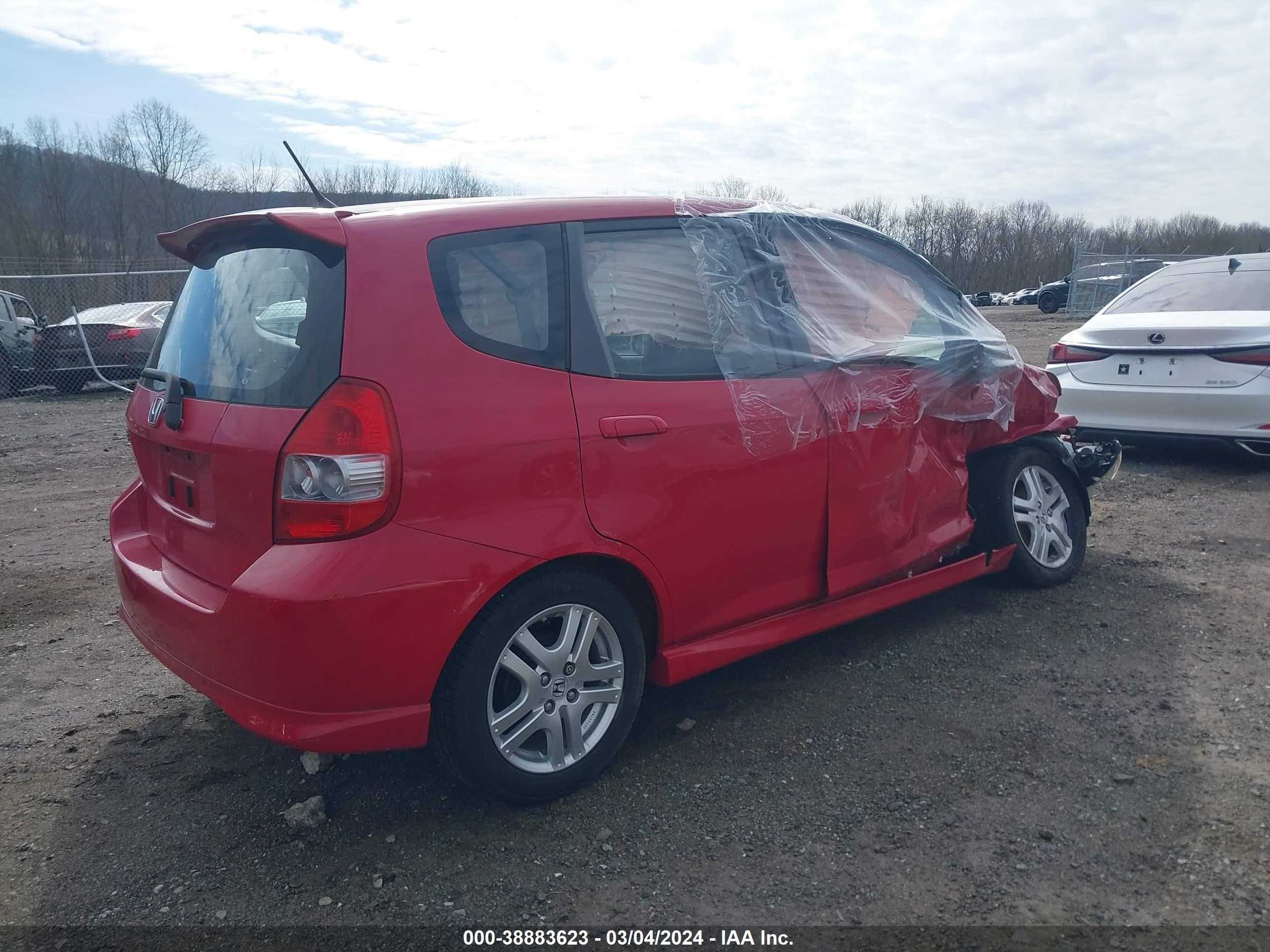 Photo 3 VIN: JHMGD38618S059389 - HONDA FIT 