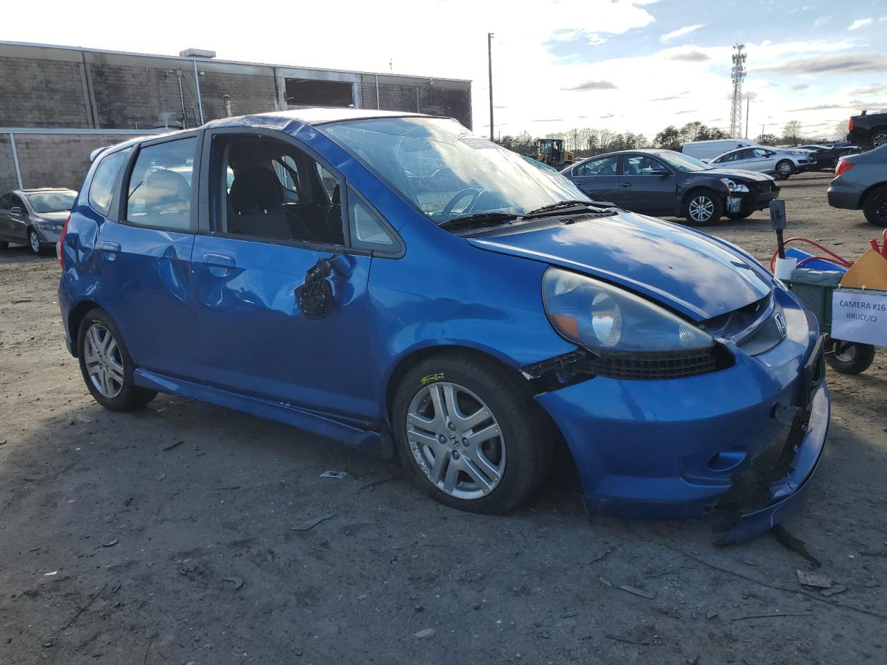 Photo 3 VIN: JHMGD38618S070991 - HONDA FIT 