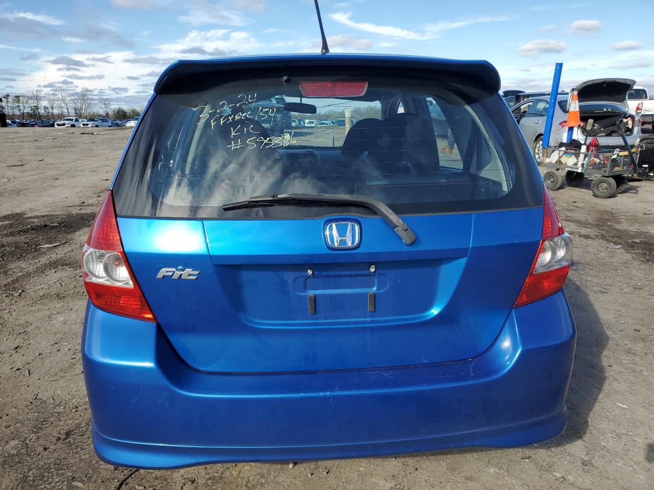 Photo 5 VIN: JHMGD38618S070991 - HONDA FIT 