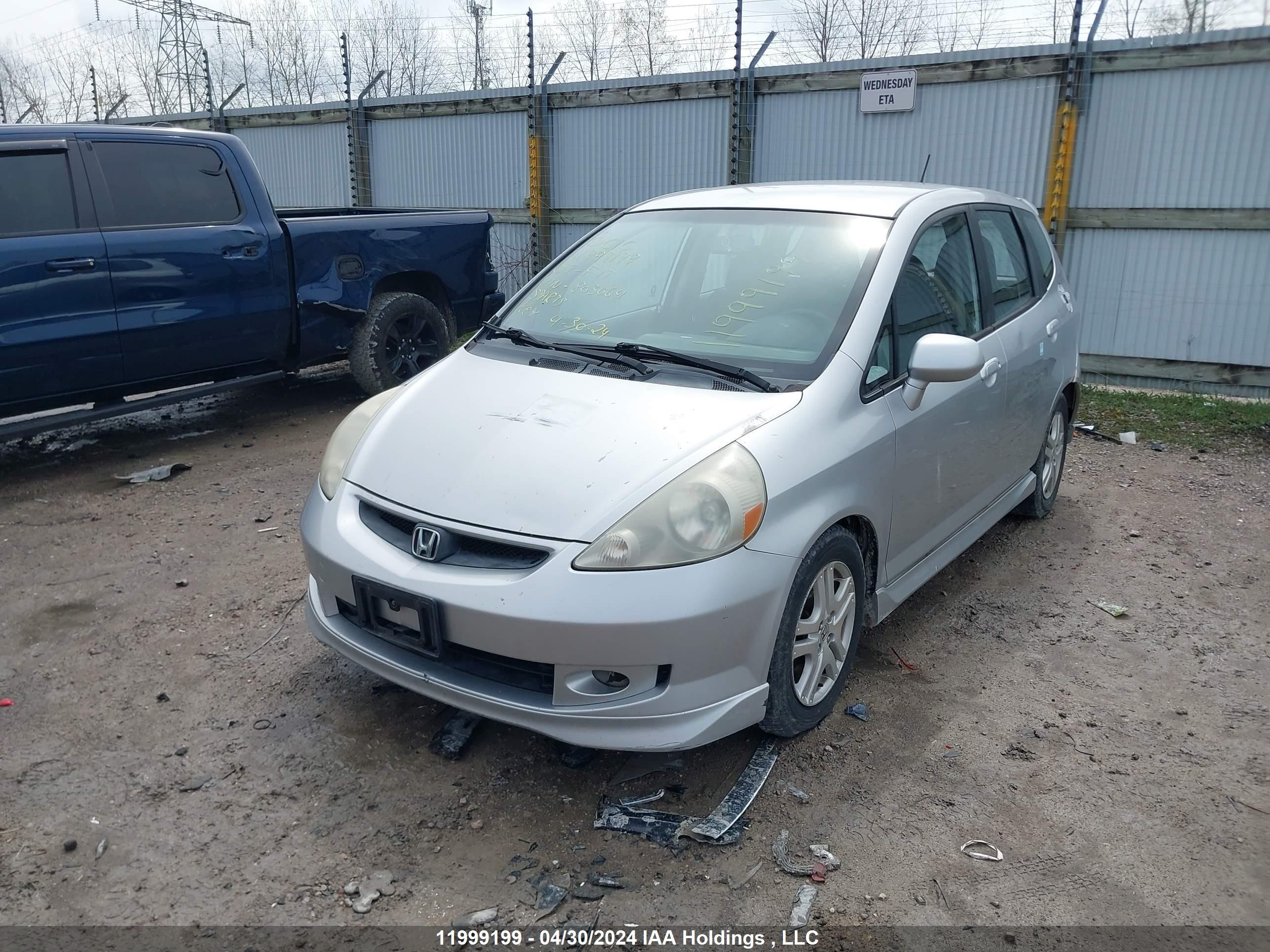 Photo 11 VIN: JHMGD38647S803064 - HONDA FIT 