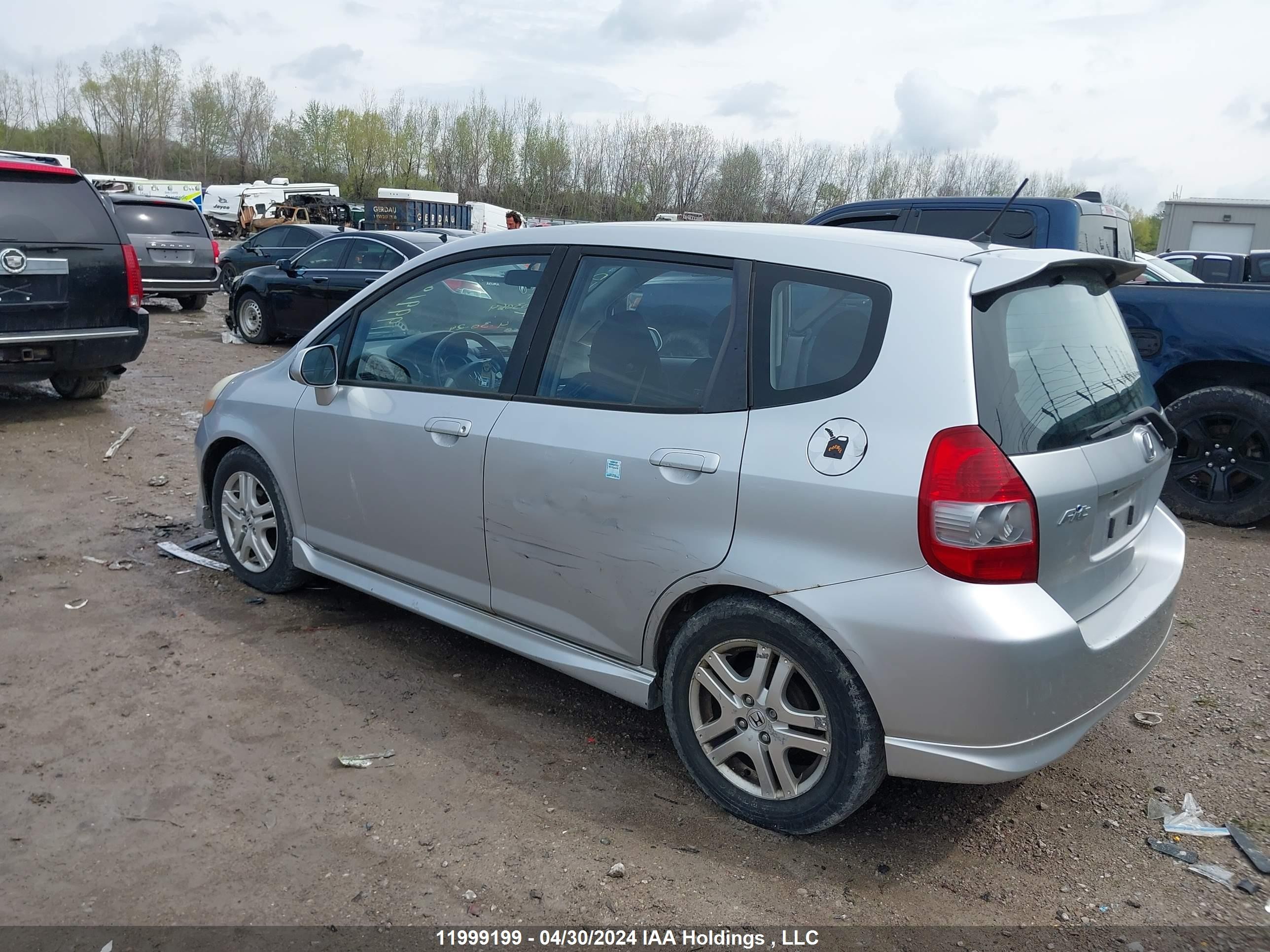 Photo 13 VIN: JHMGD38647S803064 - HONDA FIT 