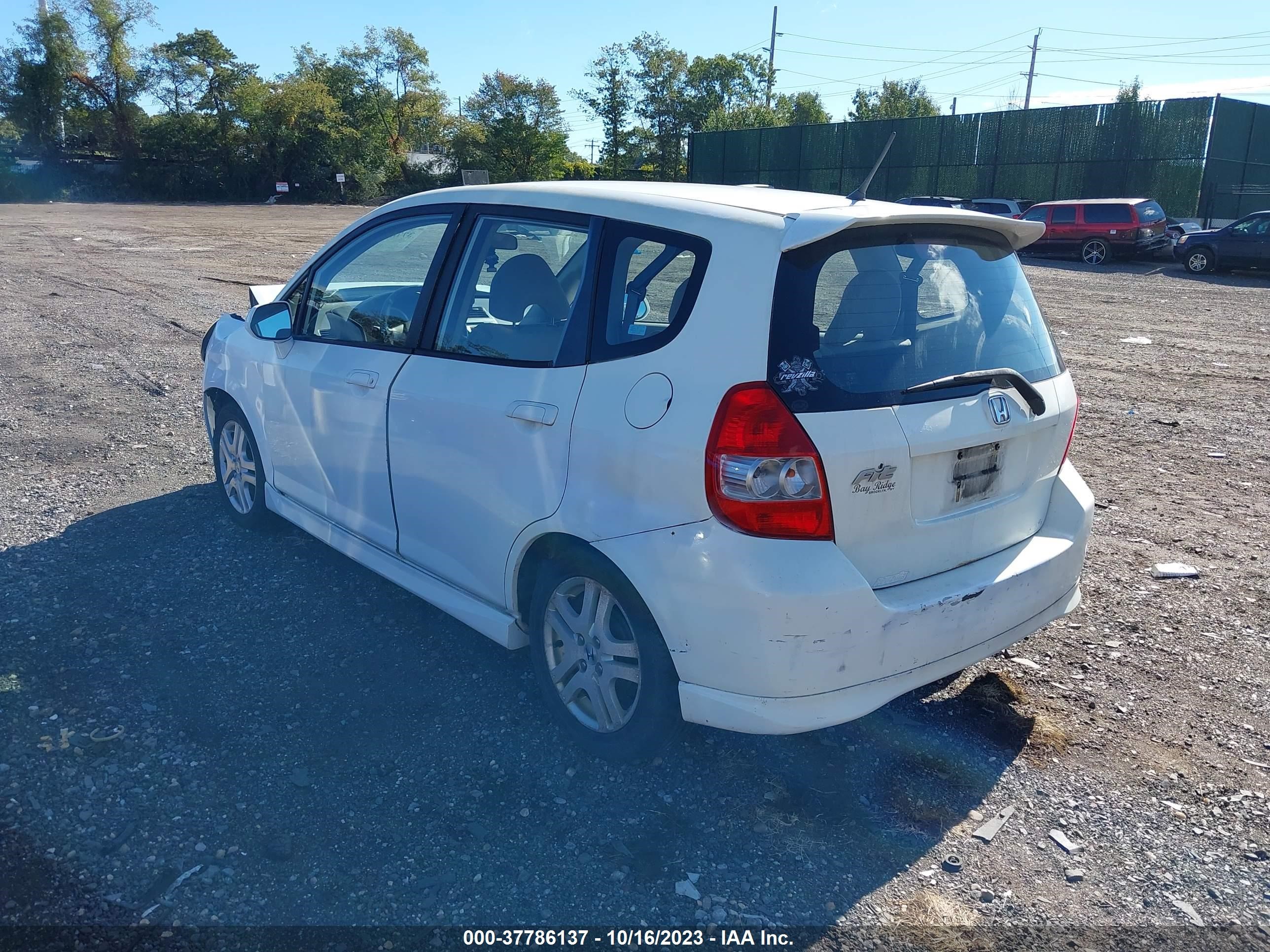 Photo 2 VIN: JHMGD38657S059989 - HONDA FIT 