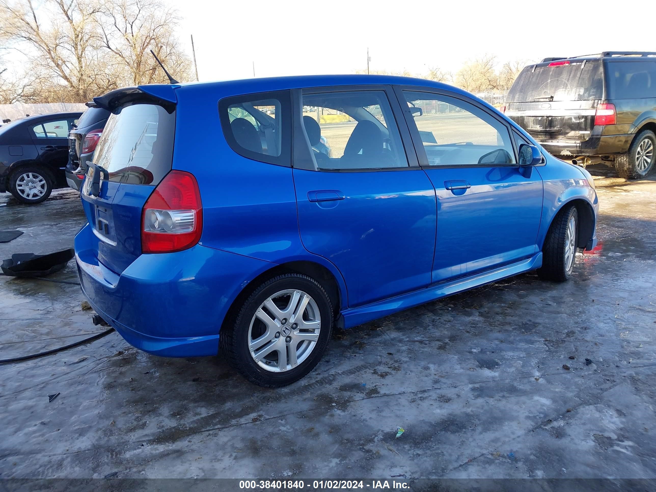 Photo 3 VIN: JHMGD38658S013404 - HONDA FIT 