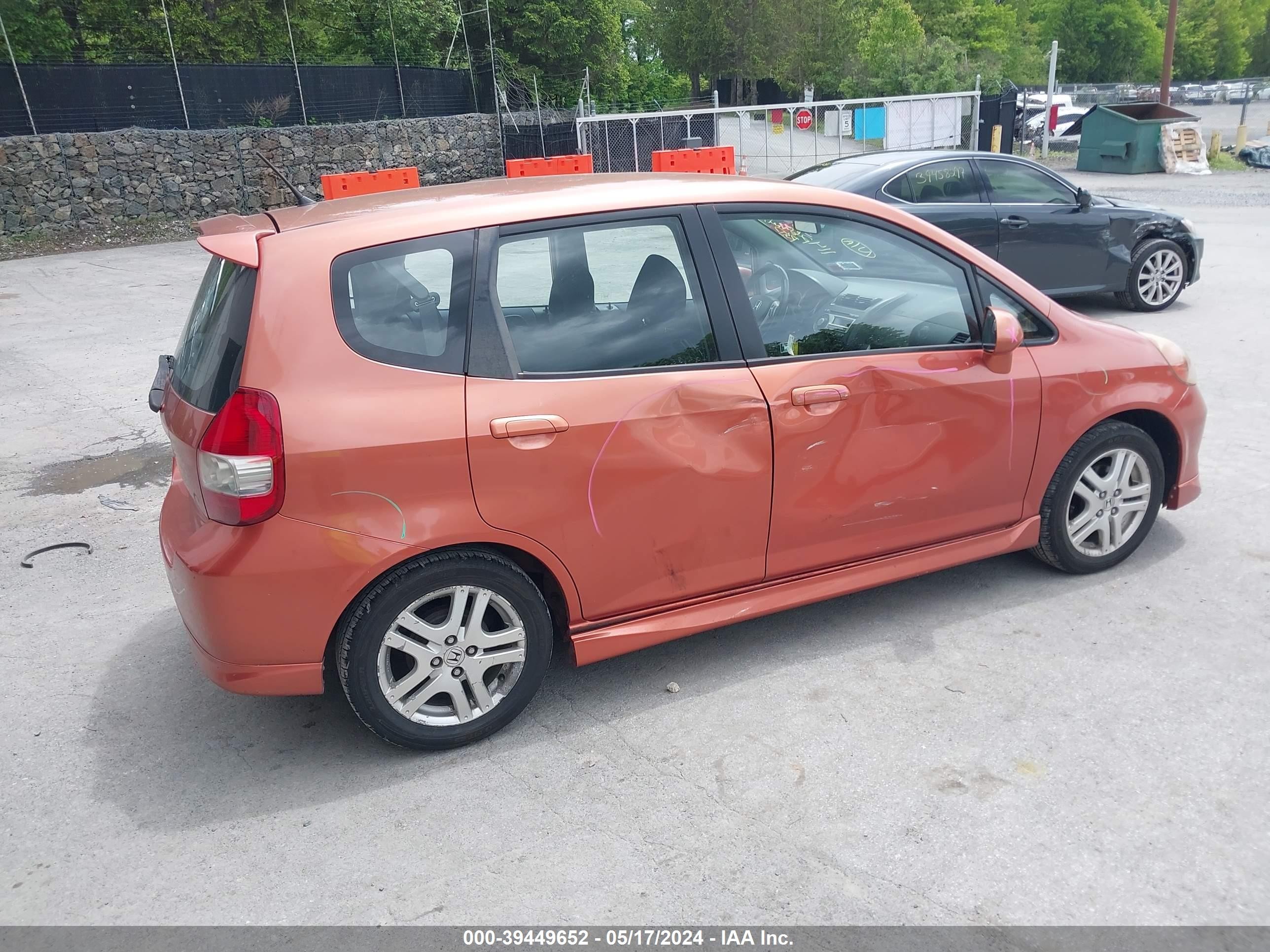 Photo 3 VIN: JHMGD38667S005553 - HONDA FIT 