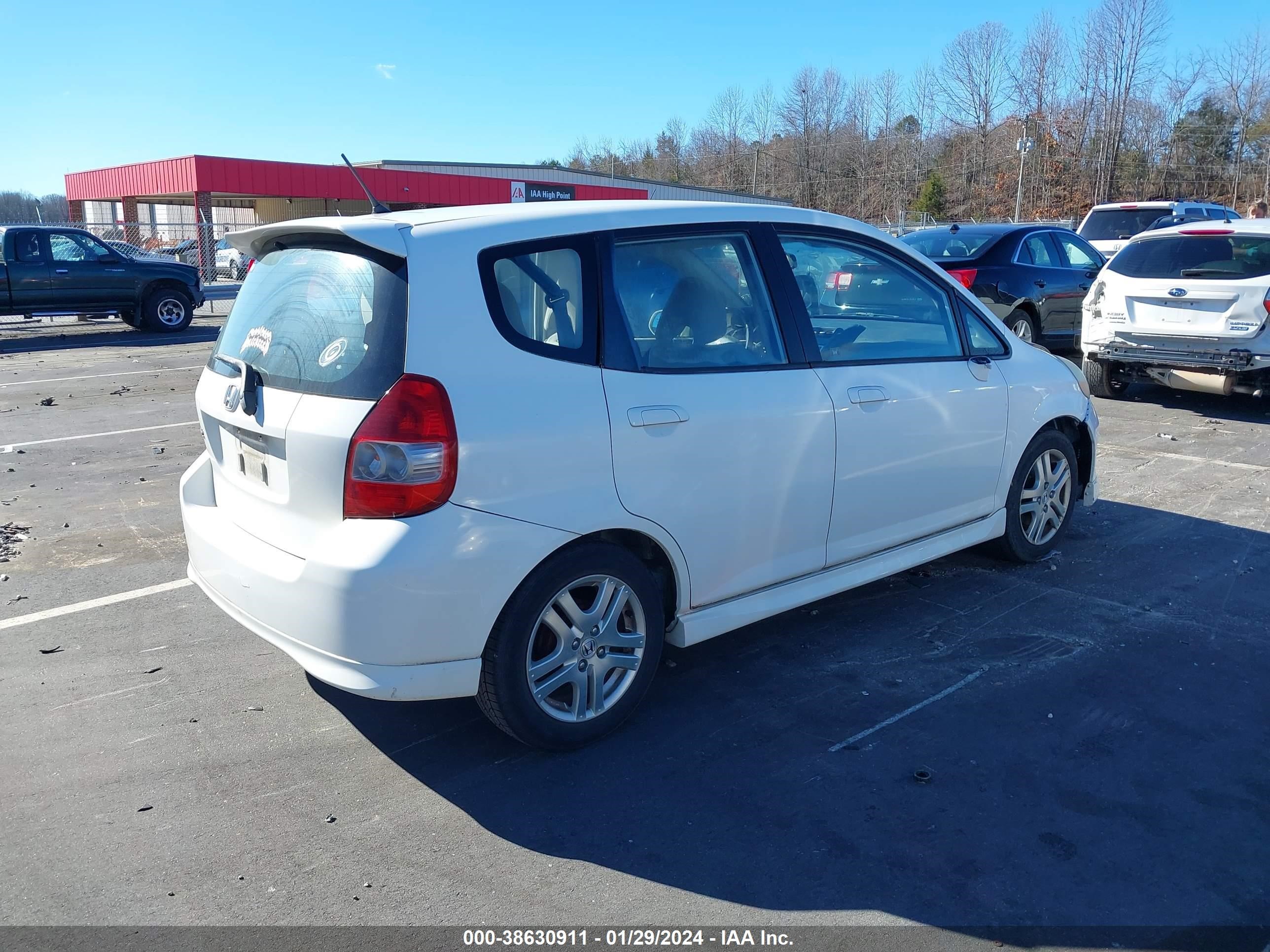 Photo 3 VIN: JHMGD38667S007741 - HONDA FIT 