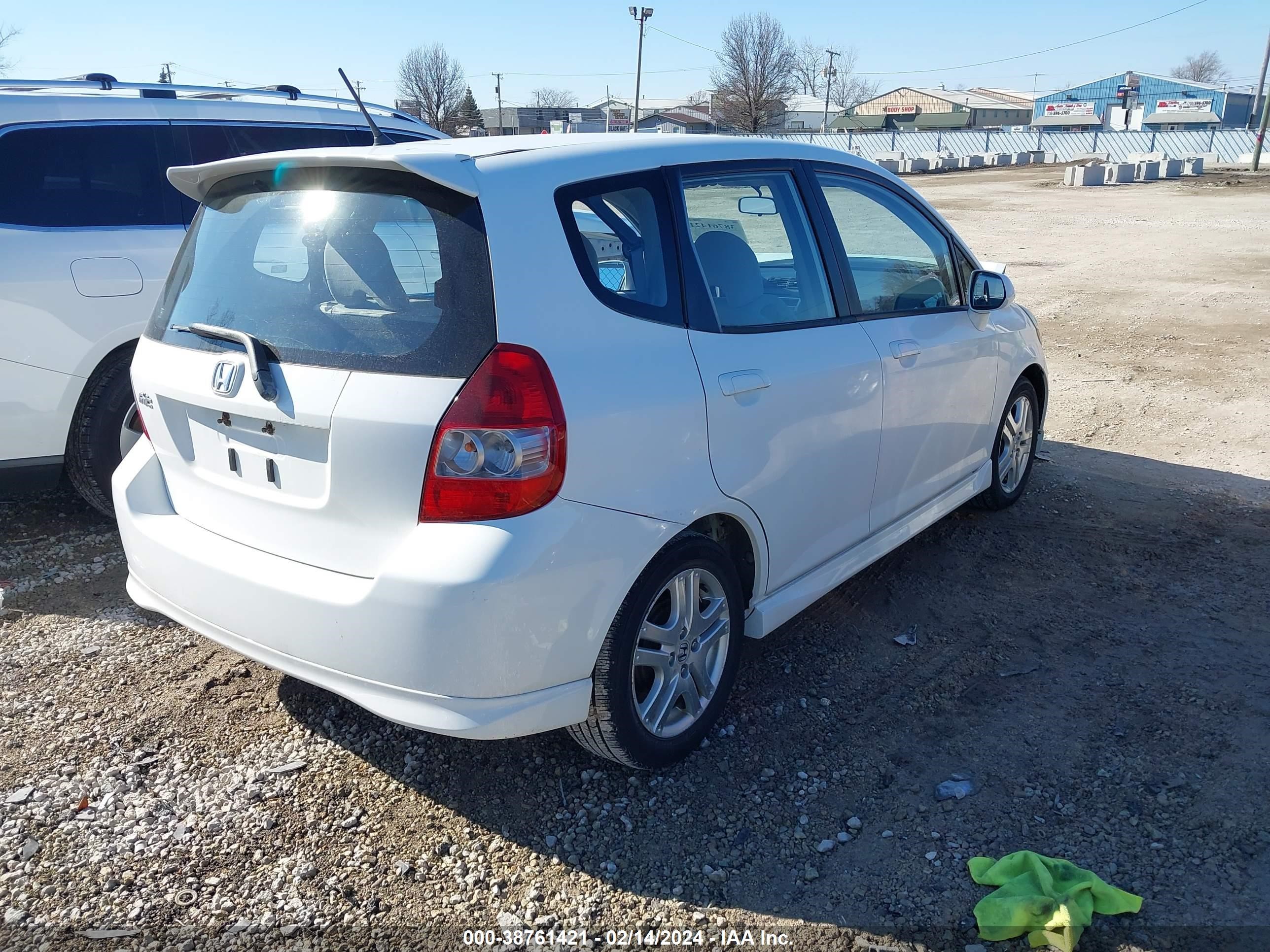 Photo 3 VIN: JHMGD38667S036625 - HONDA FIT 