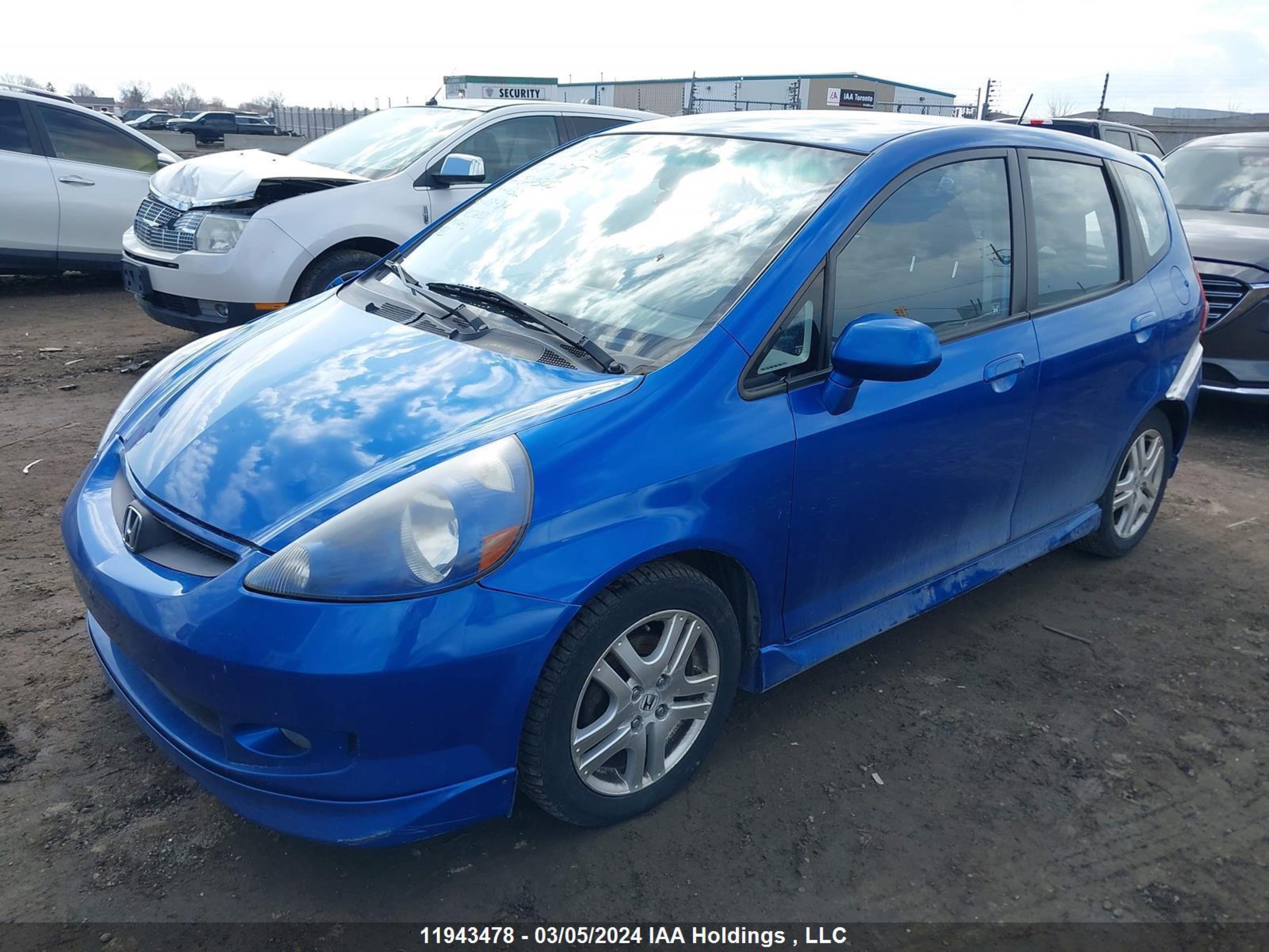 Photo 1 VIN: JHMGD38667S820500 - HONDA FIT 