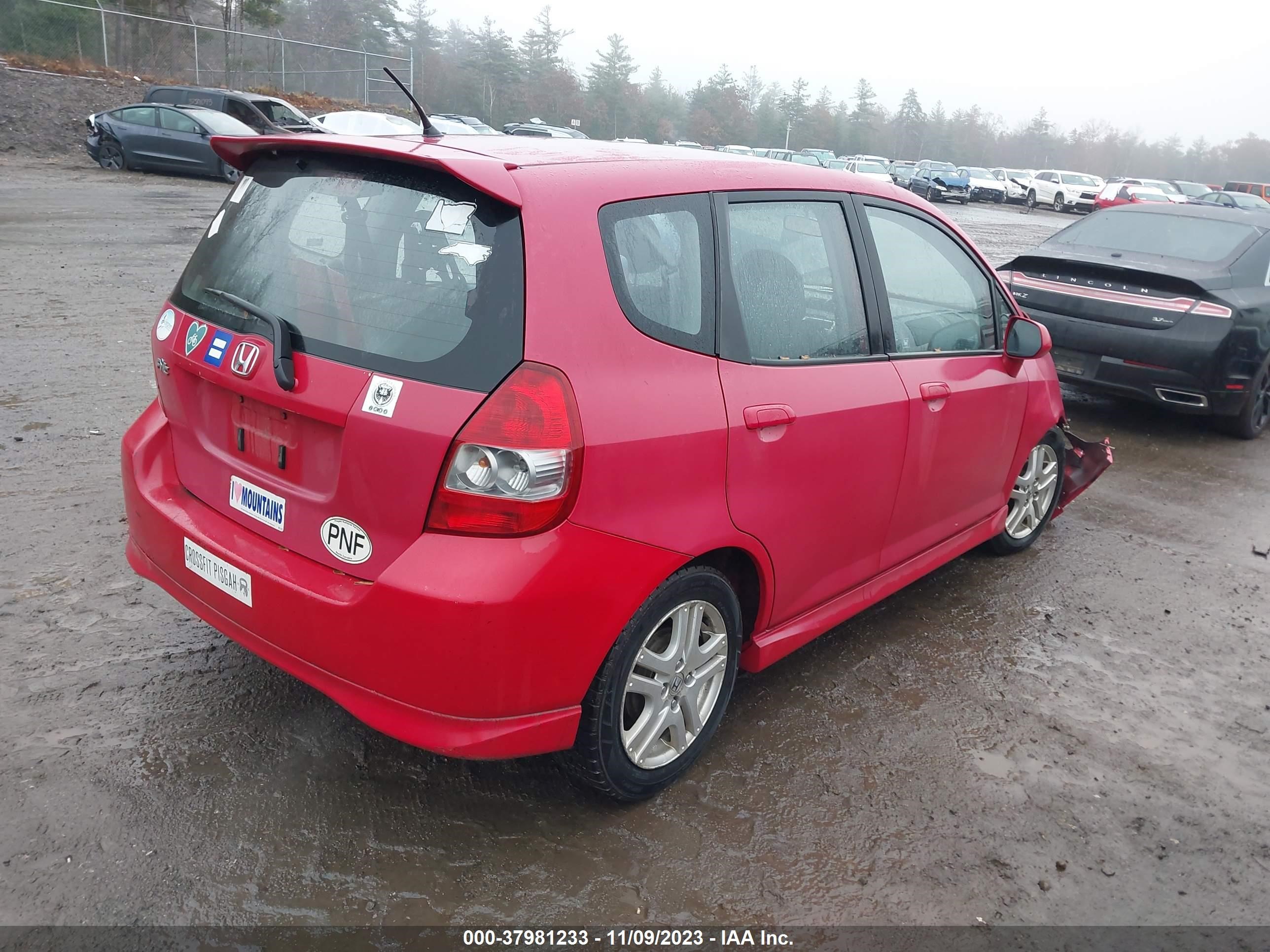 Photo 3 VIN: JHMGD38677S015718 - HONDA FIT 