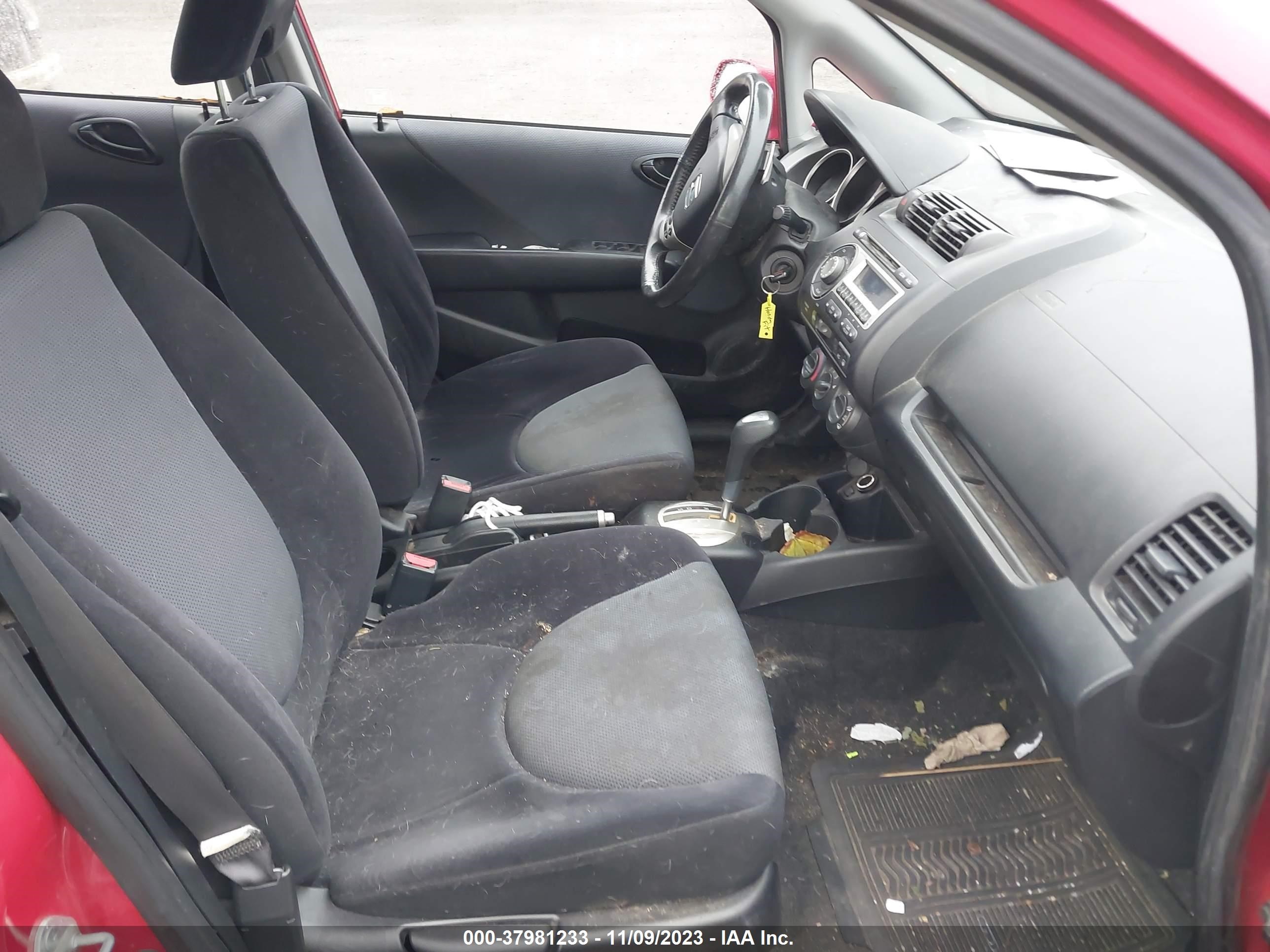 Photo 4 VIN: JHMGD38677S015718 - HONDA FIT 