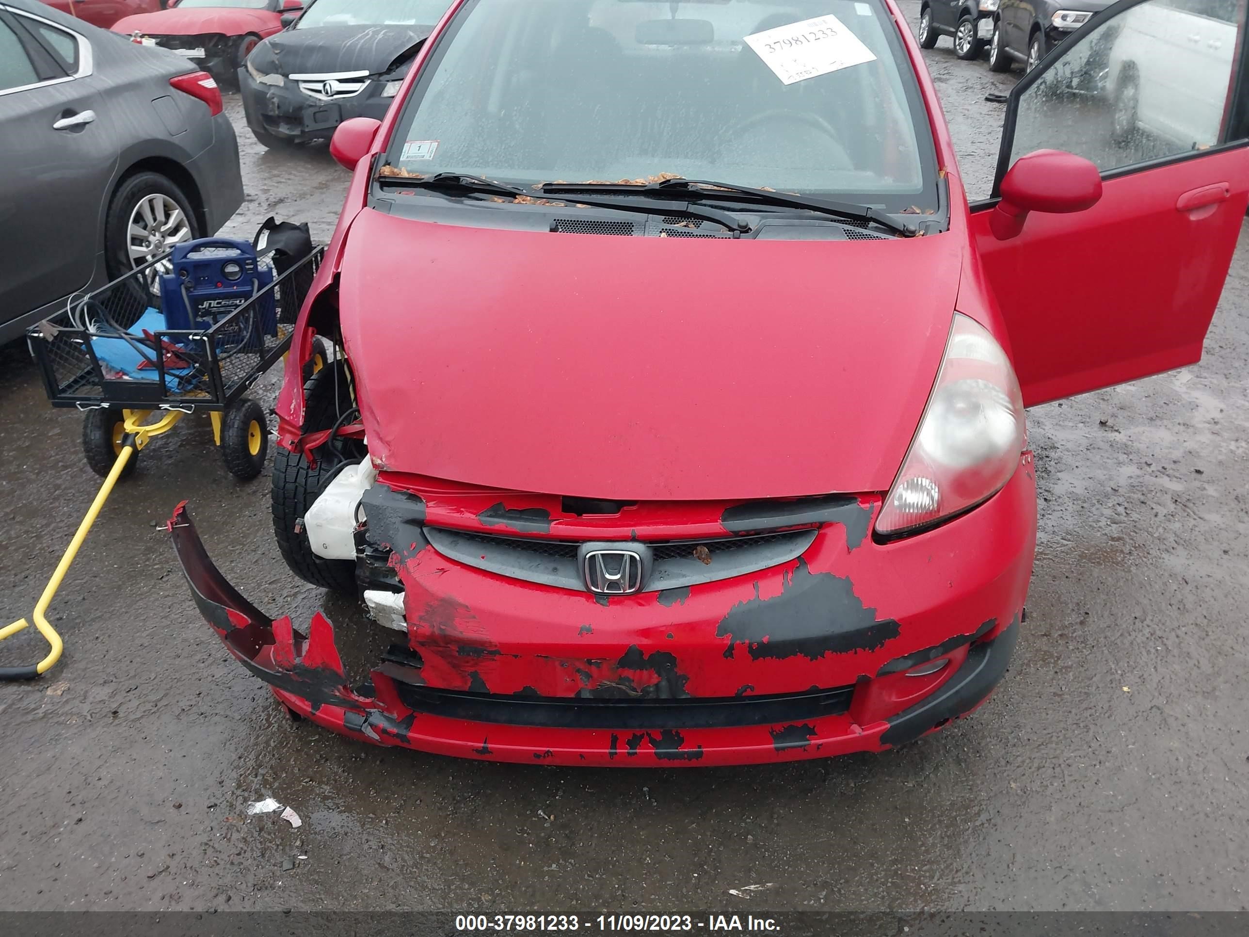 Photo 5 VIN: JHMGD38677S015718 - HONDA FIT 