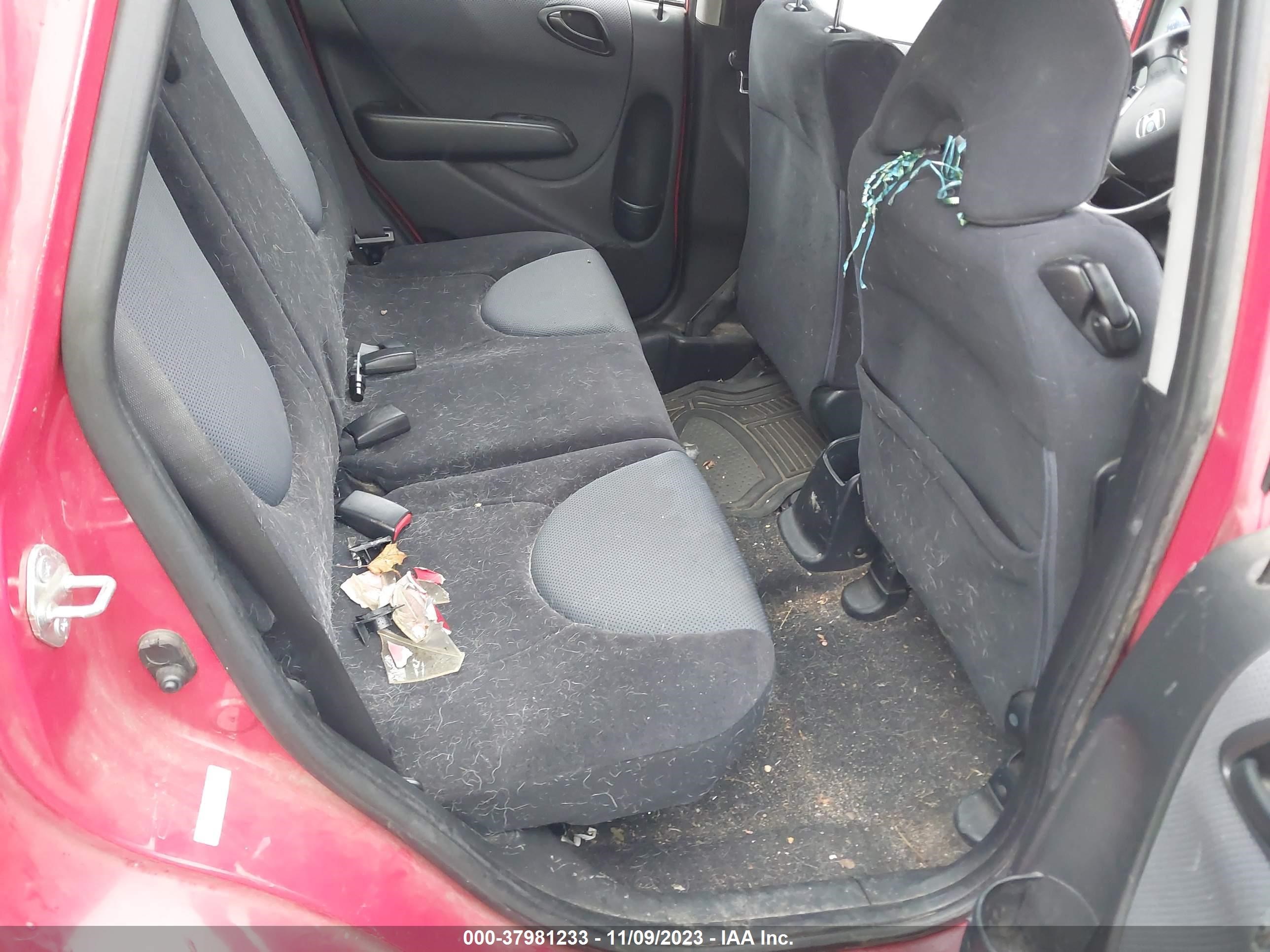 Photo 7 VIN: JHMGD38677S015718 - HONDA FIT 