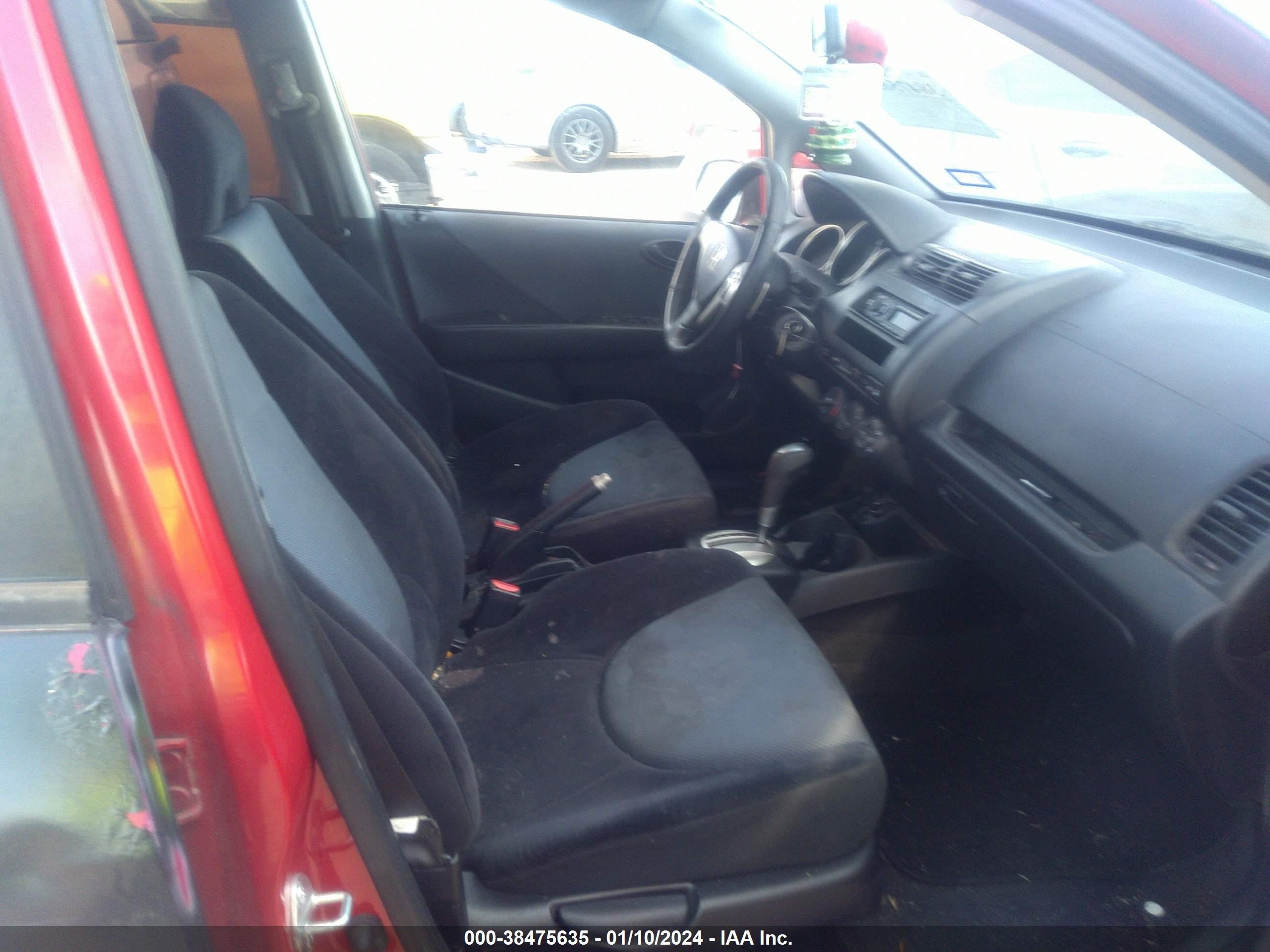 Photo 4 VIN: JHMGD38677S027920 - HONDA FIT 