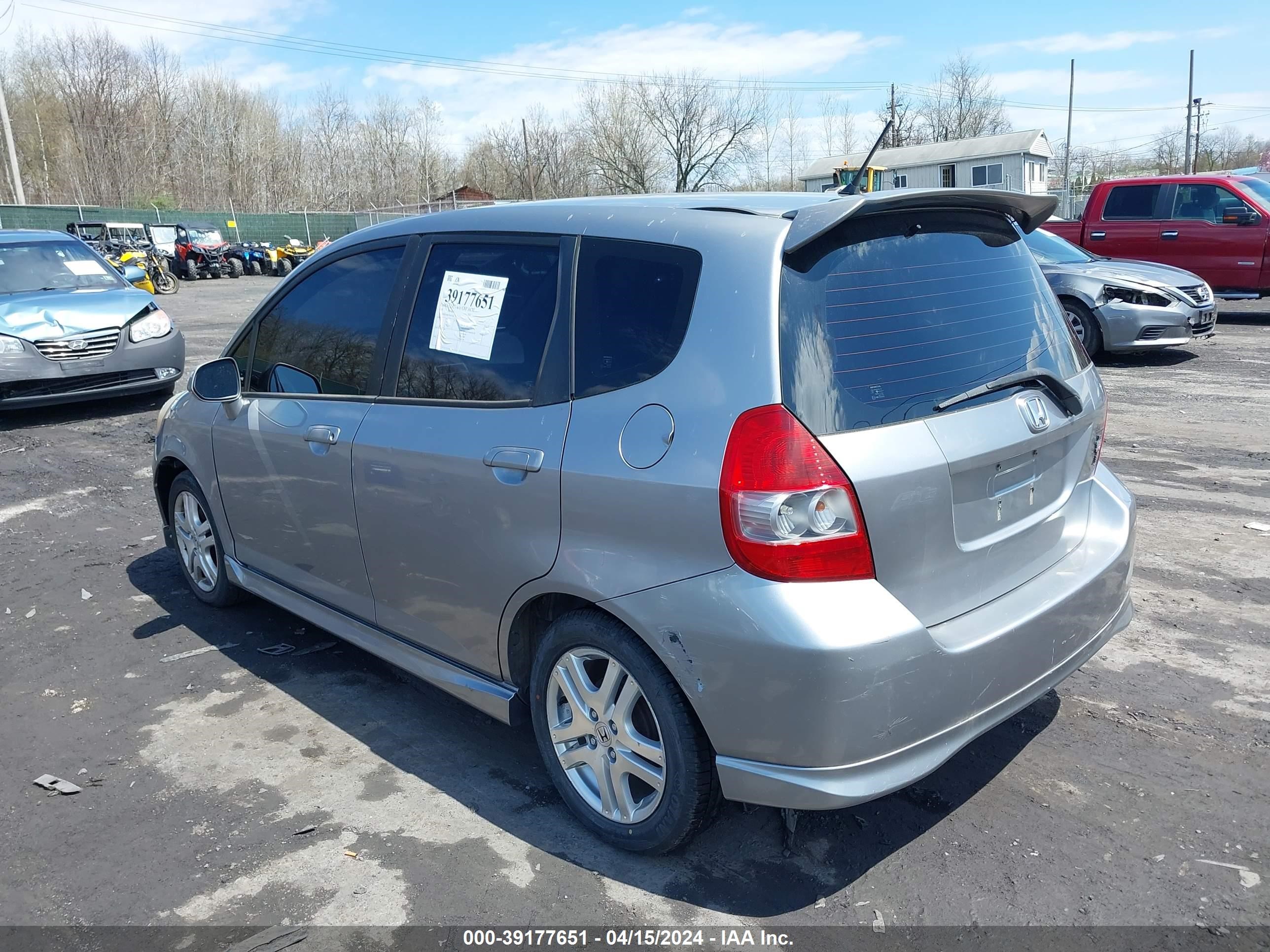 Photo 2 VIN: JHMGD38677S037105 - HONDA FIT 