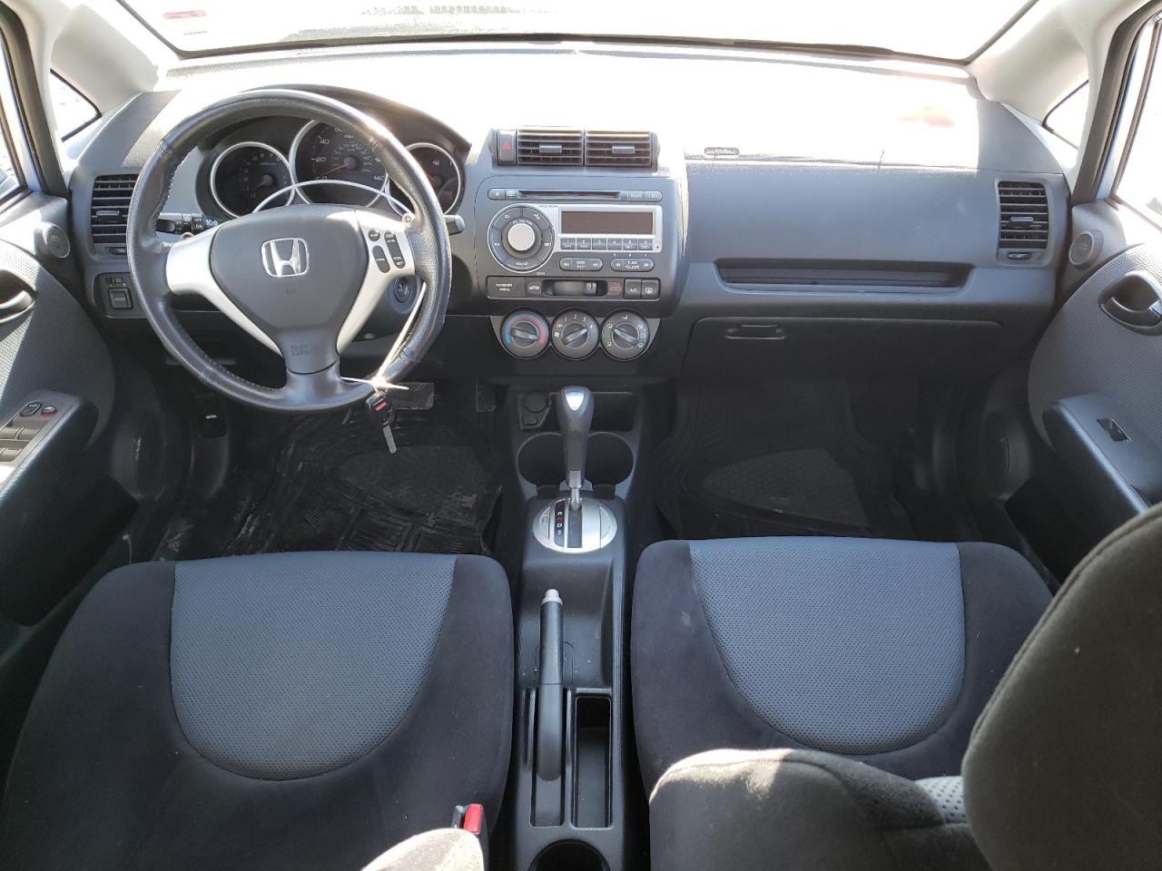 Photo 7 VIN: JHMGD38698S002227 - HONDA FIT 