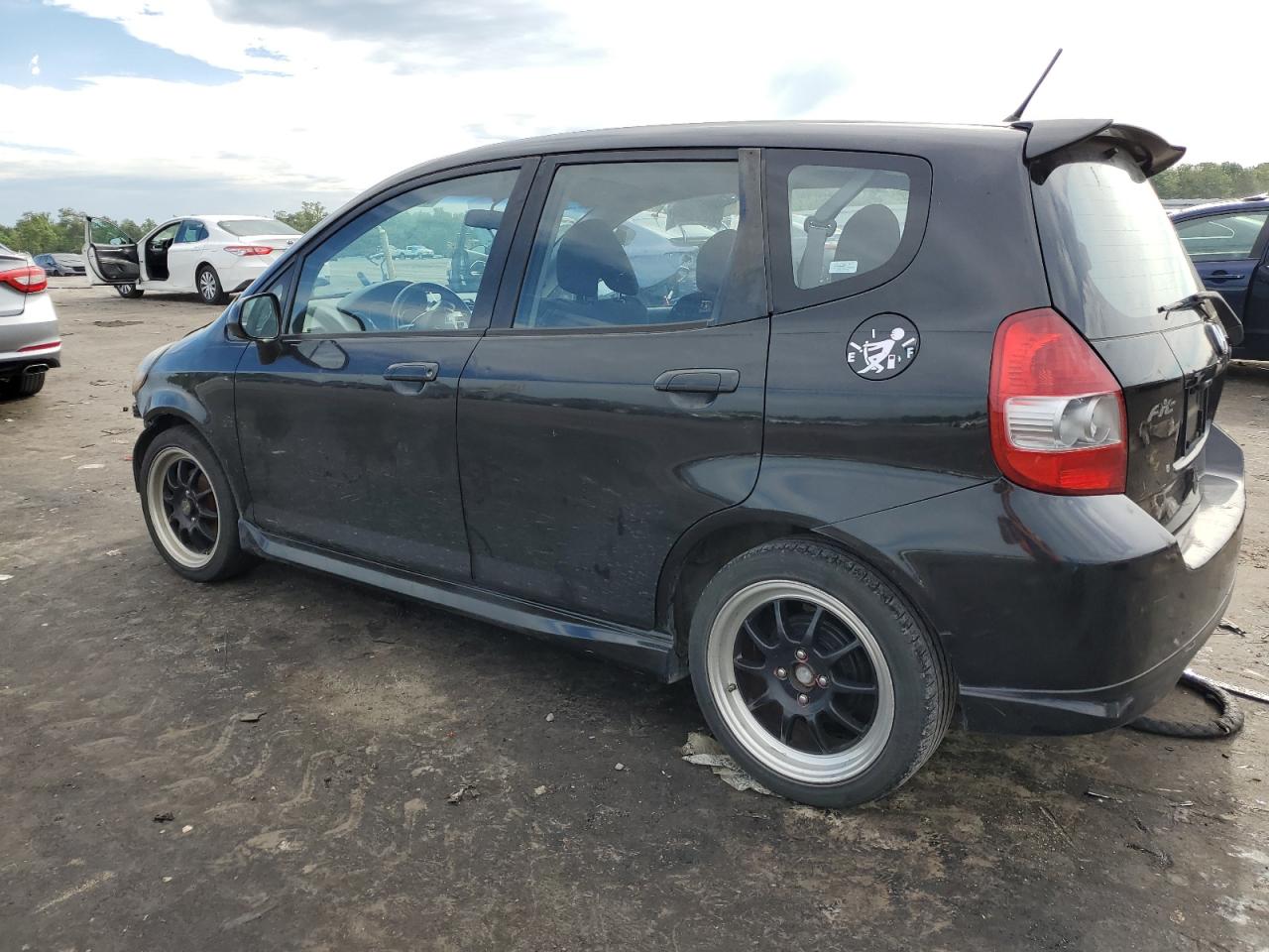 Photo 1 VIN: JHMGD386X7S051239 - HONDA FIT 