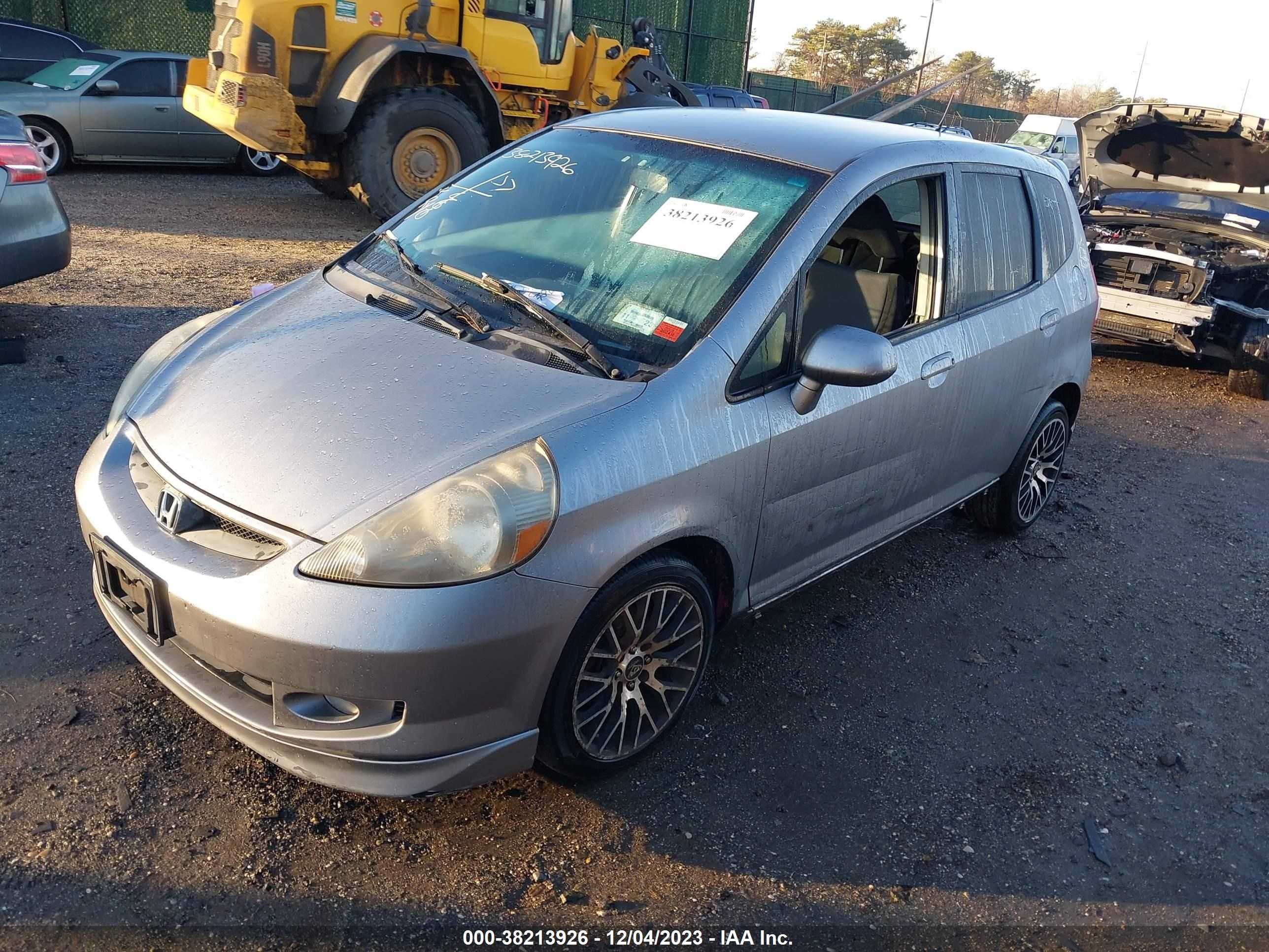 Photo 1 VIN: JHMGD386X8S007887 - HONDA FIT 