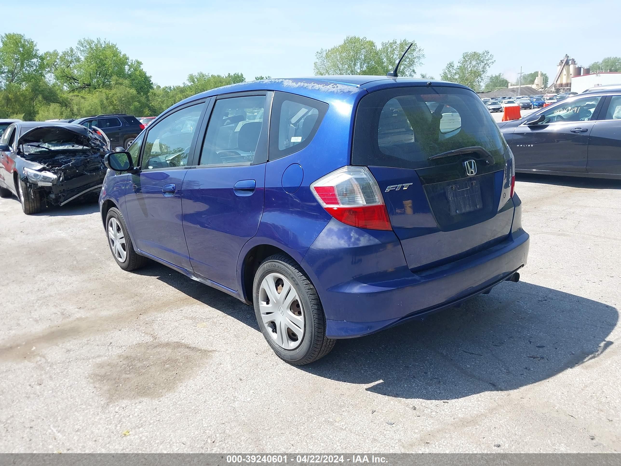 Photo 2 VIN: JHMGE87229S051120 - HONDA FIT 