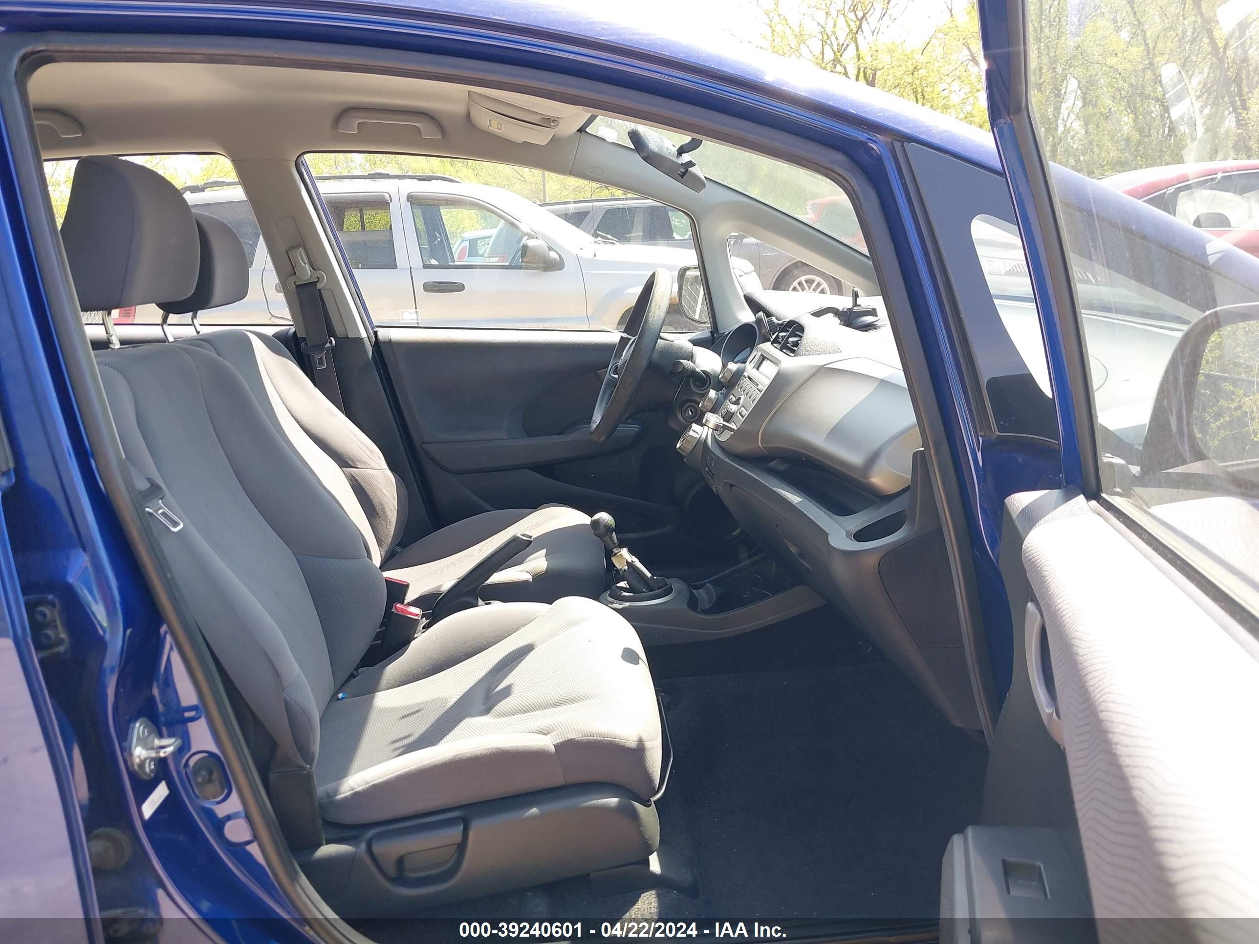 Photo 4 VIN: JHMGE87229S051120 - HONDA FIT 