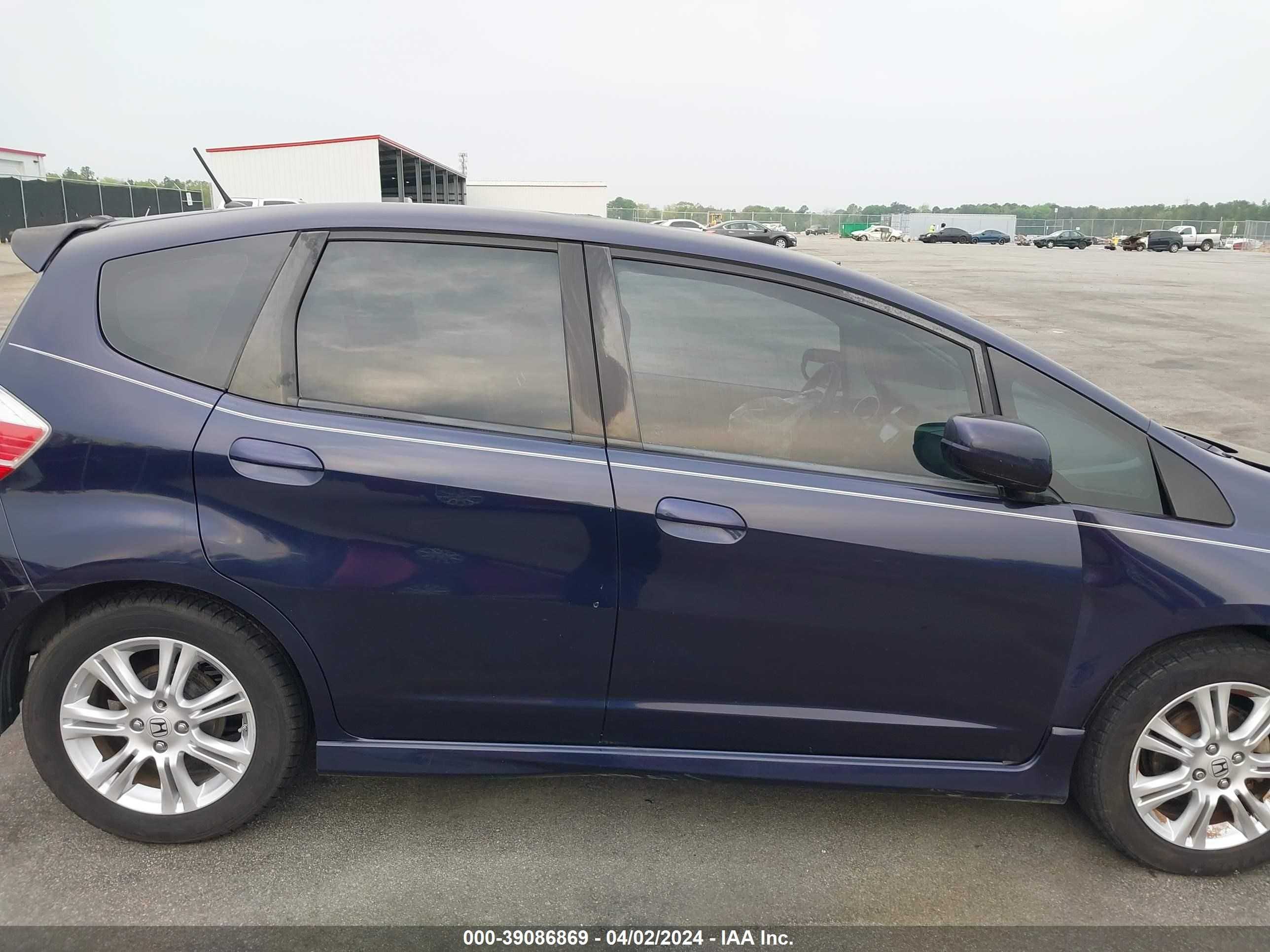 Photo 12 VIN: JHMGE87419S075524 - HONDA FIT 