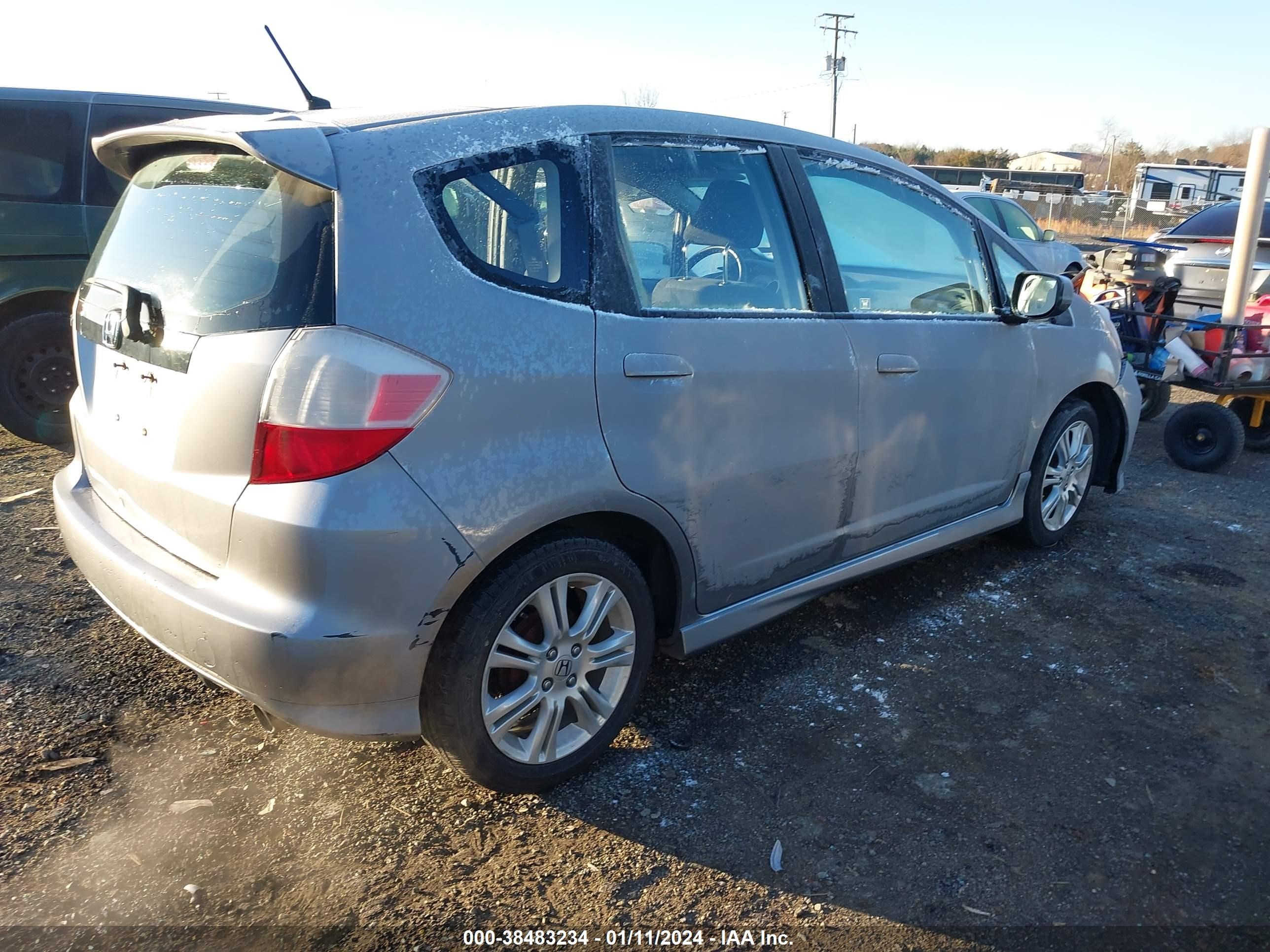 Photo 3 VIN: JHMGE87429S059316 - HONDA FIT 