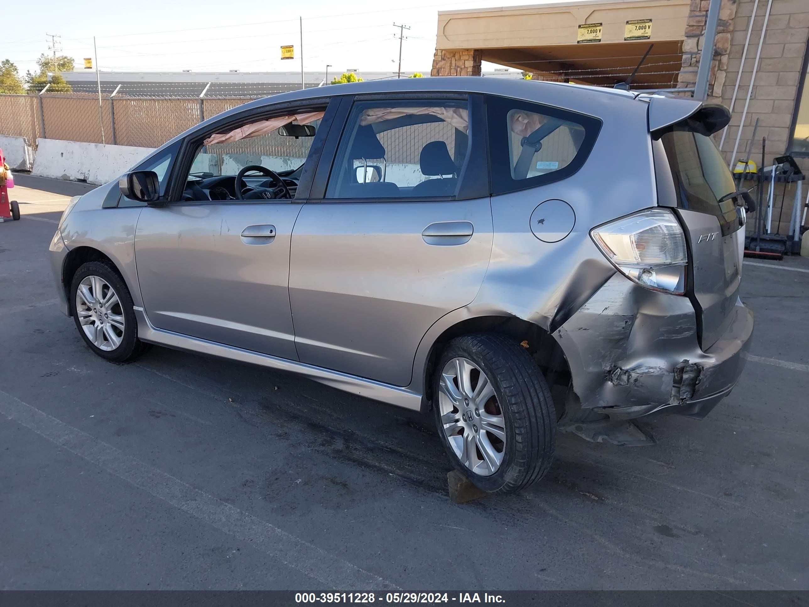 Photo 2 VIN: JHMGE87479S058811 - HONDA FIT 