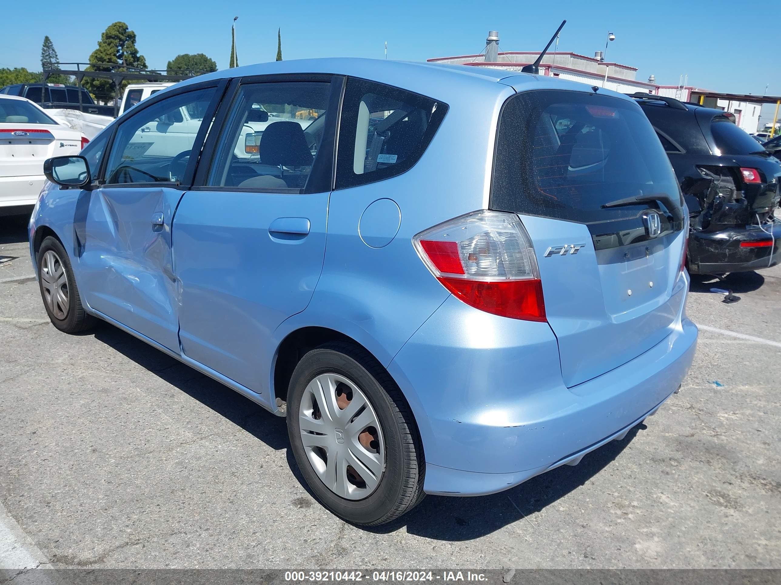 Photo 2 VIN: JHMGE88249S031997 - HONDA FIT 