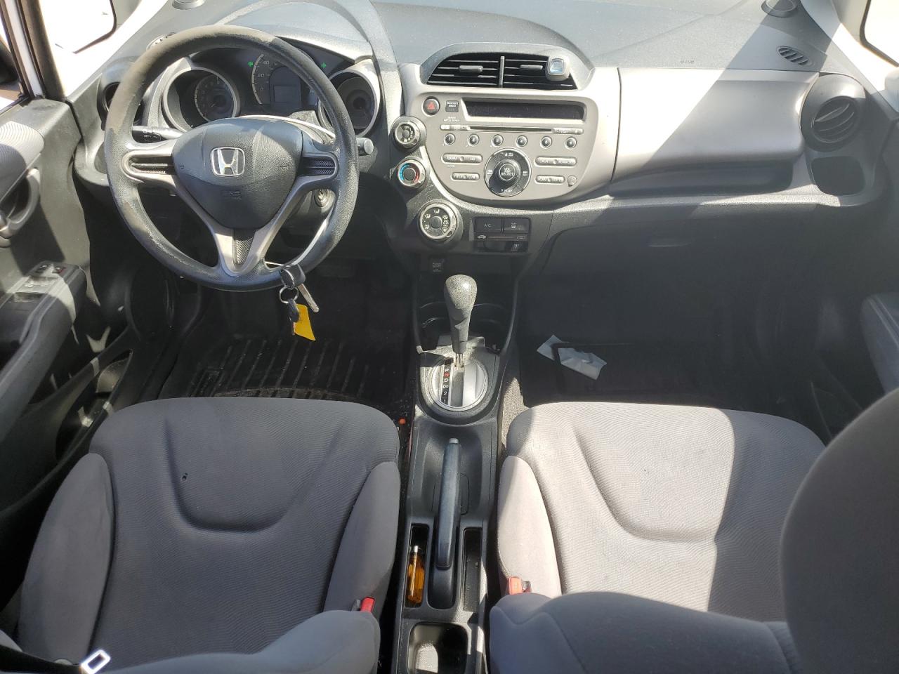 Photo 7 VIN: JHMGE88269S049692 - HONDA FIT 