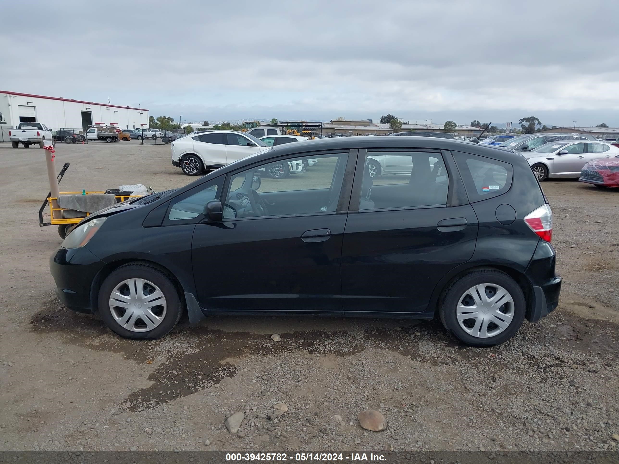 Photo 13 VIN: JHMGE88299S020672 - HONDA FIT 