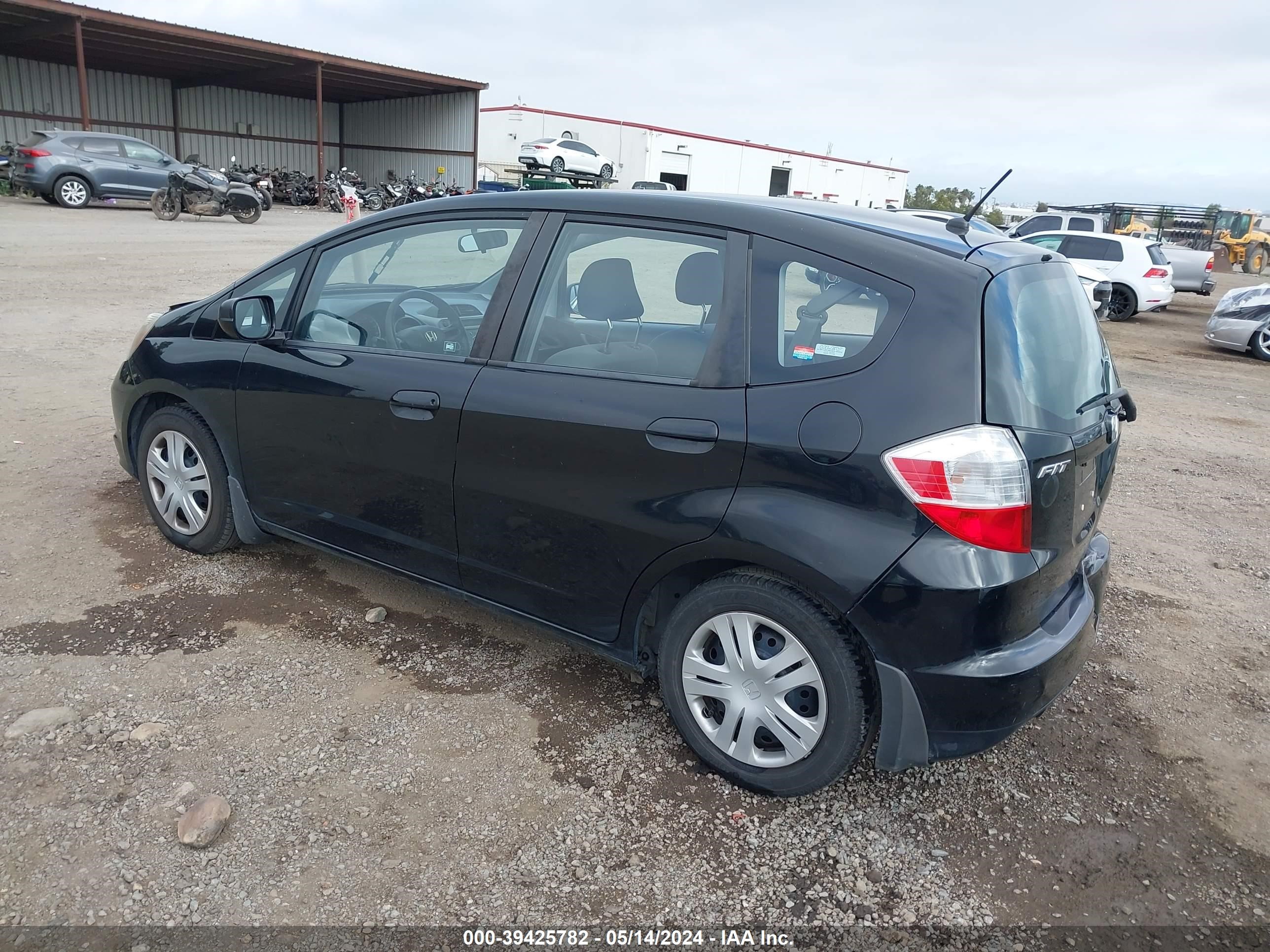 Photo 2 VIN: JHMGE88299S020672 - HONDA FIT 