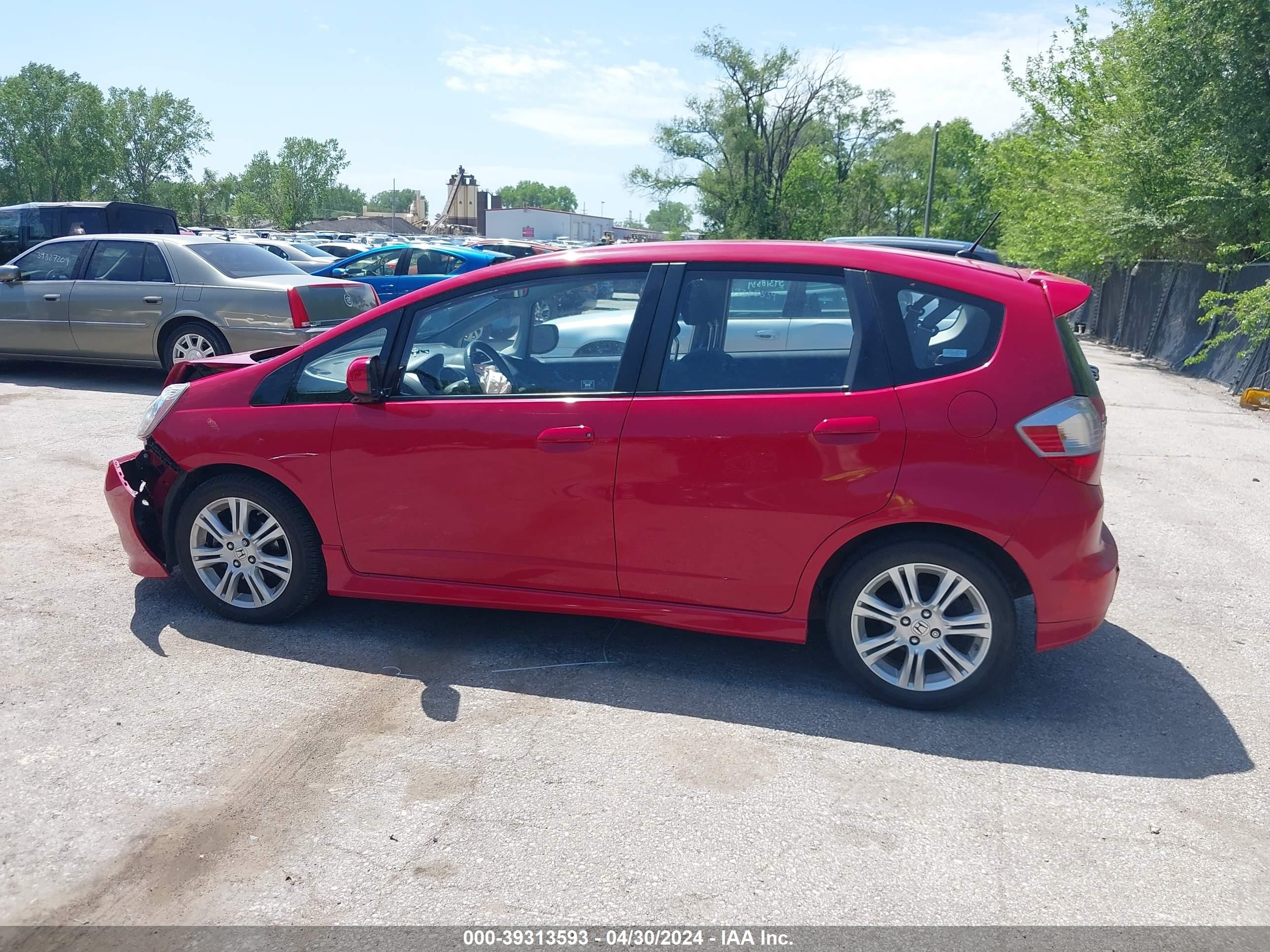 Photo 13 VIN: JHMGE88419S038892 - HONDA FIT 