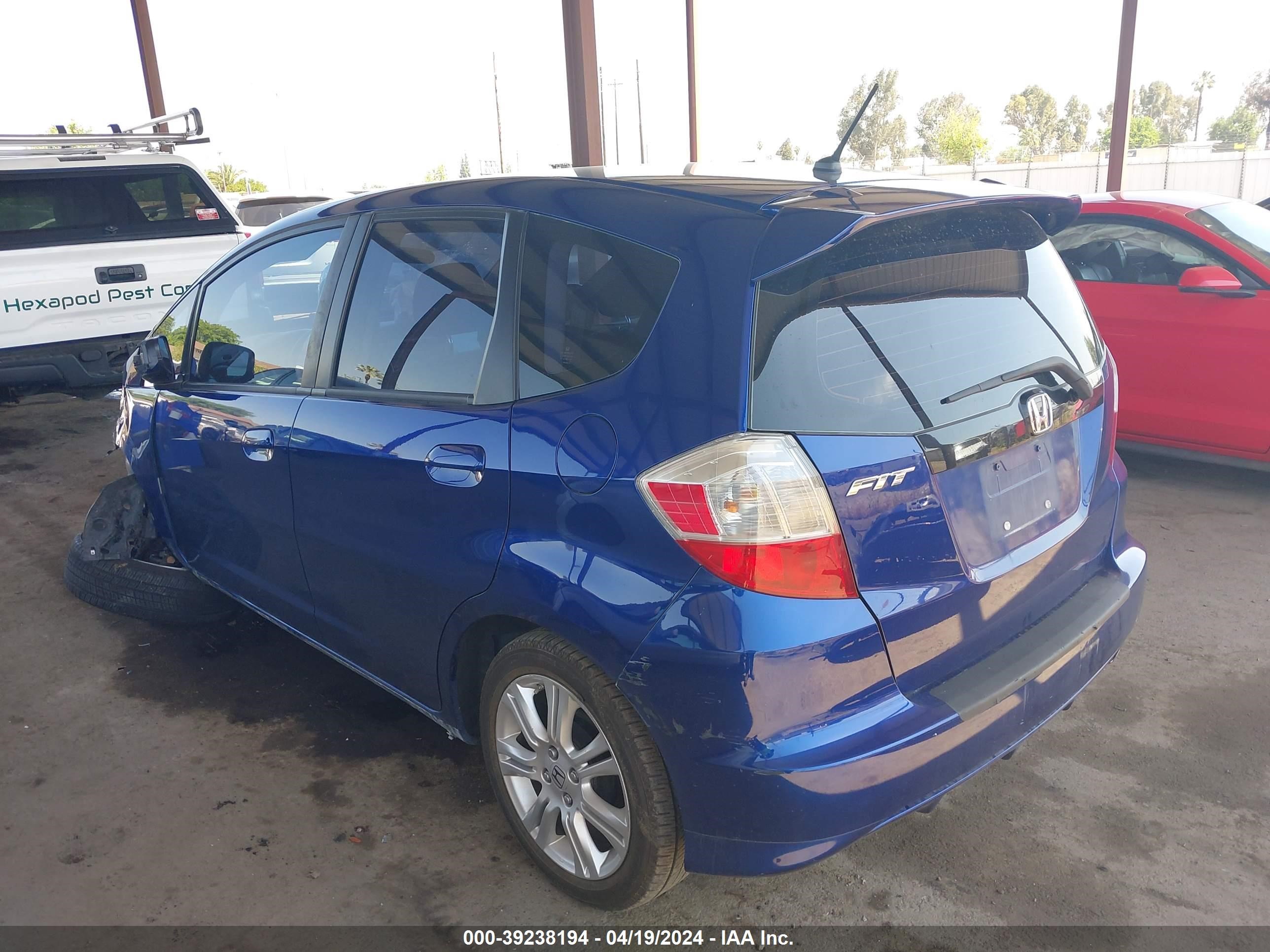 Photo 2 VIN: JHMGE88429S007778 - HONDA FIT 