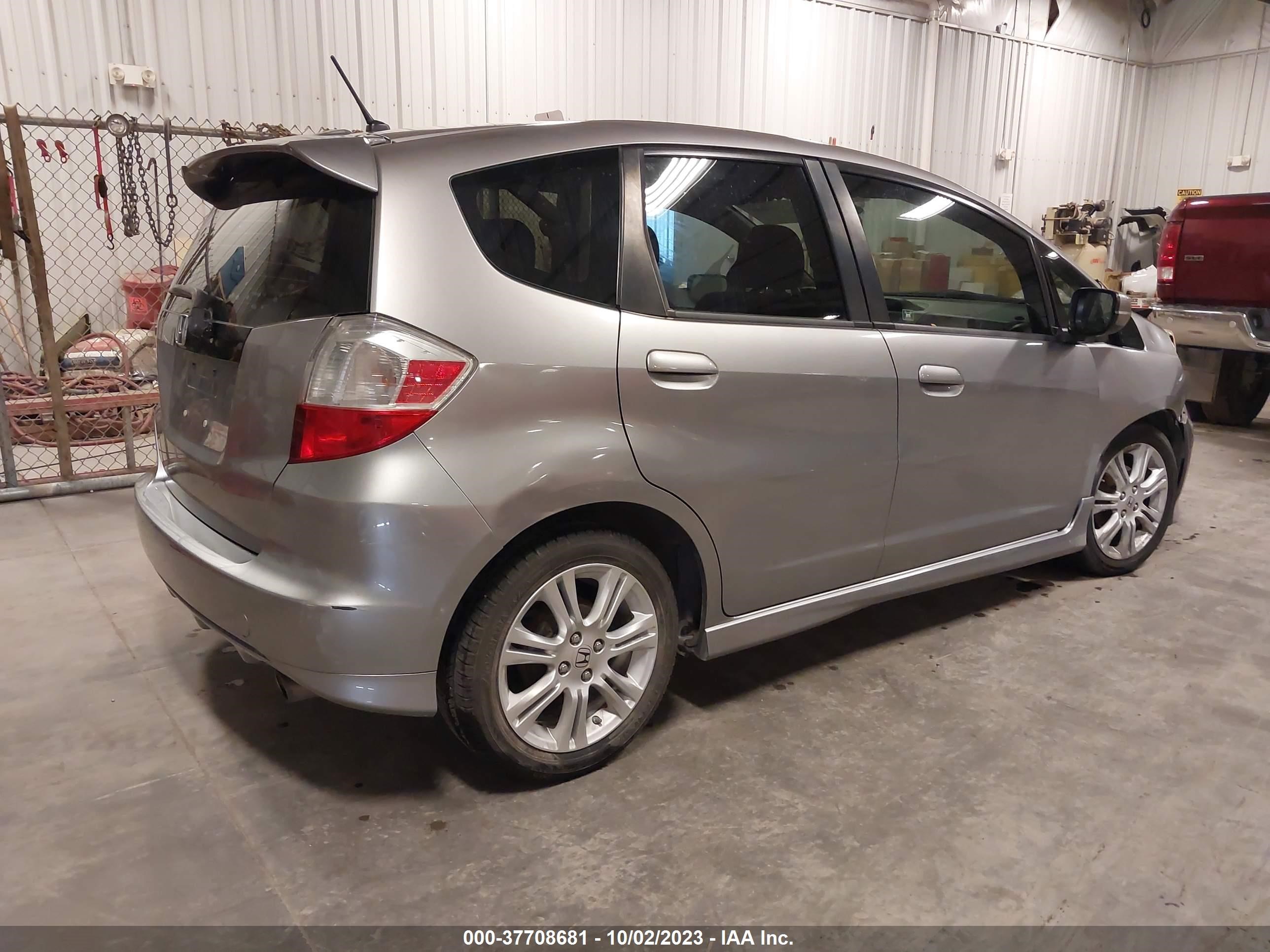 Photo 3 VIN: JHMGE88439S045455 - HONDA FIT SPORT 