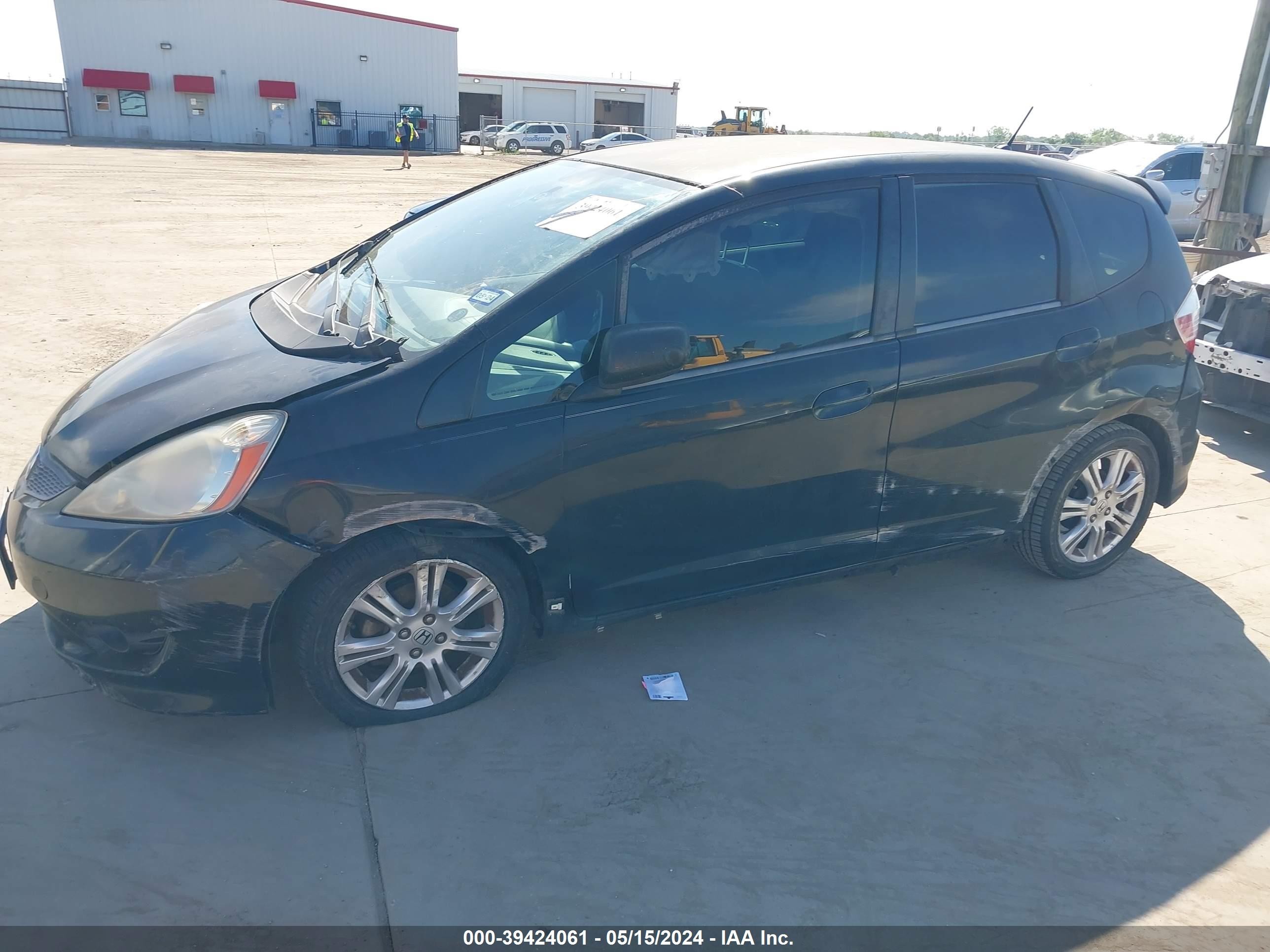 Photo 5 VIN: JHMGE88439S068881 - HONDA FIT 