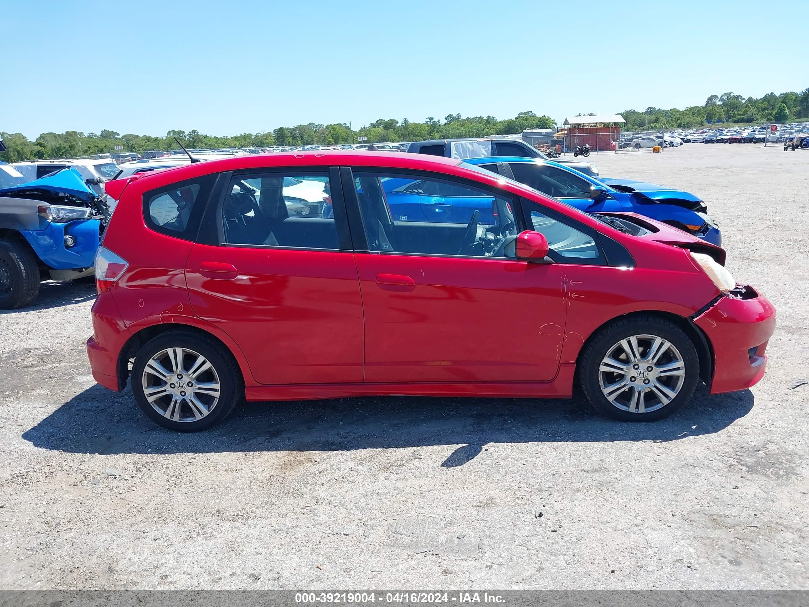 Photo 12 VIN: JHMGE88439S074163 - HONDA FIT 