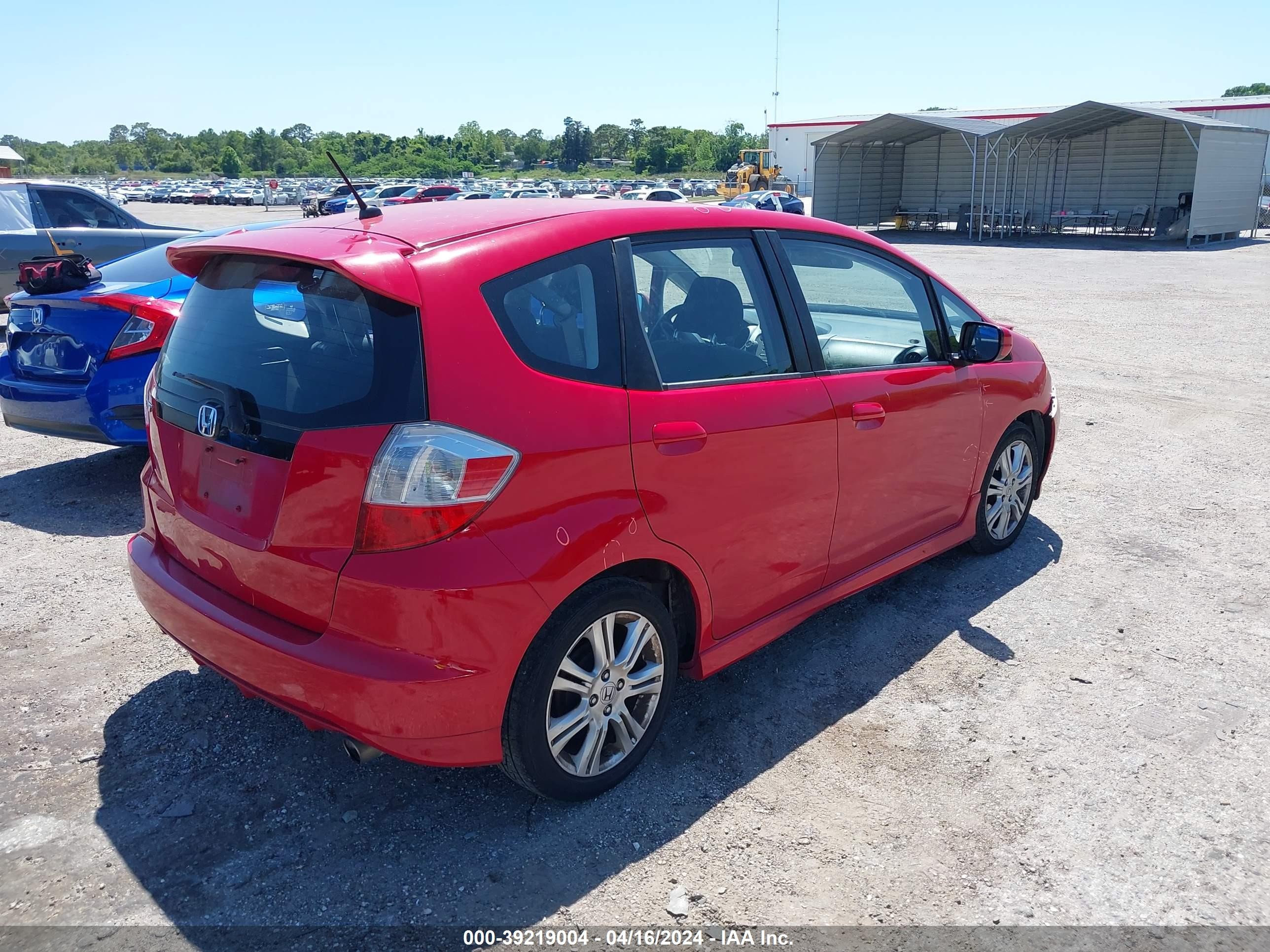 Photo 3 VIN: JHMGE88439S074163 - HONDA FIT 