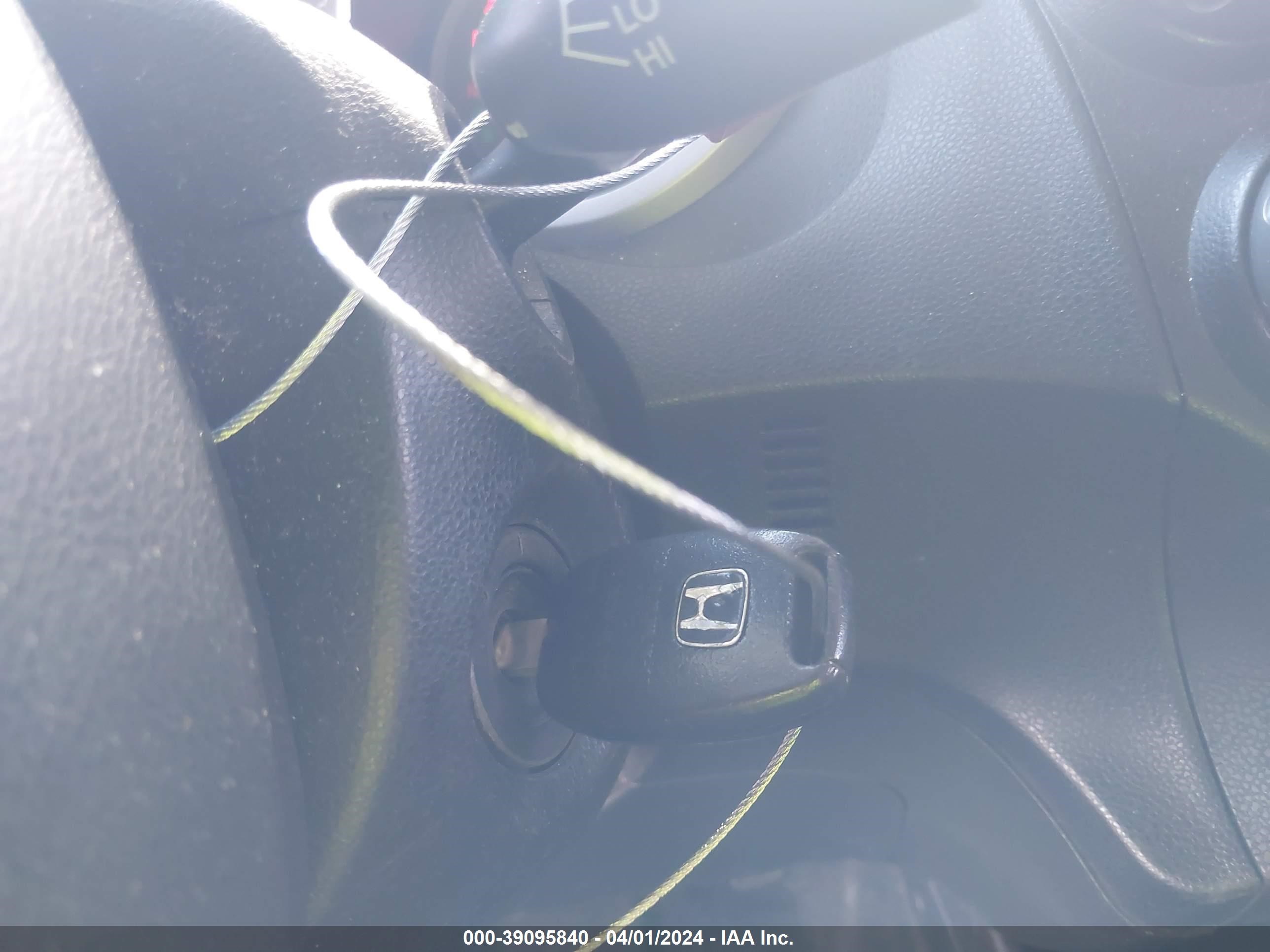 Photo 10 VIN: JHMGE88459S007161 - HONDA FIT 