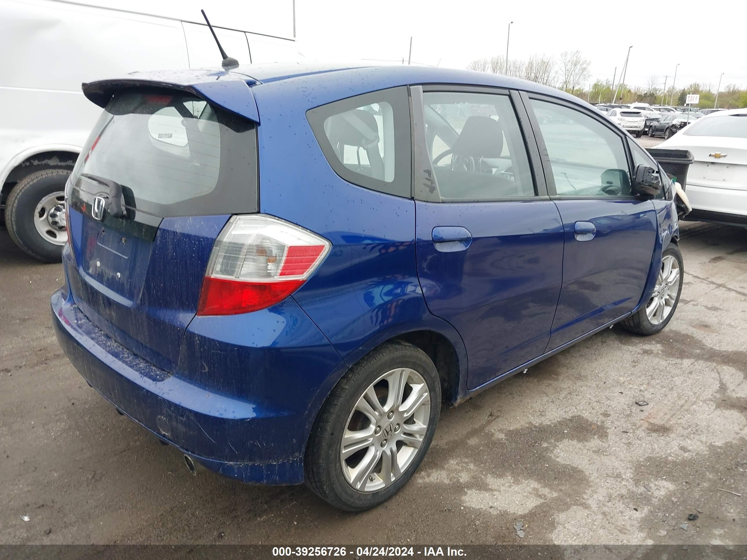 Photo 3 VIN: JHMGE88479S044616 - HONDA FIT SPORT 