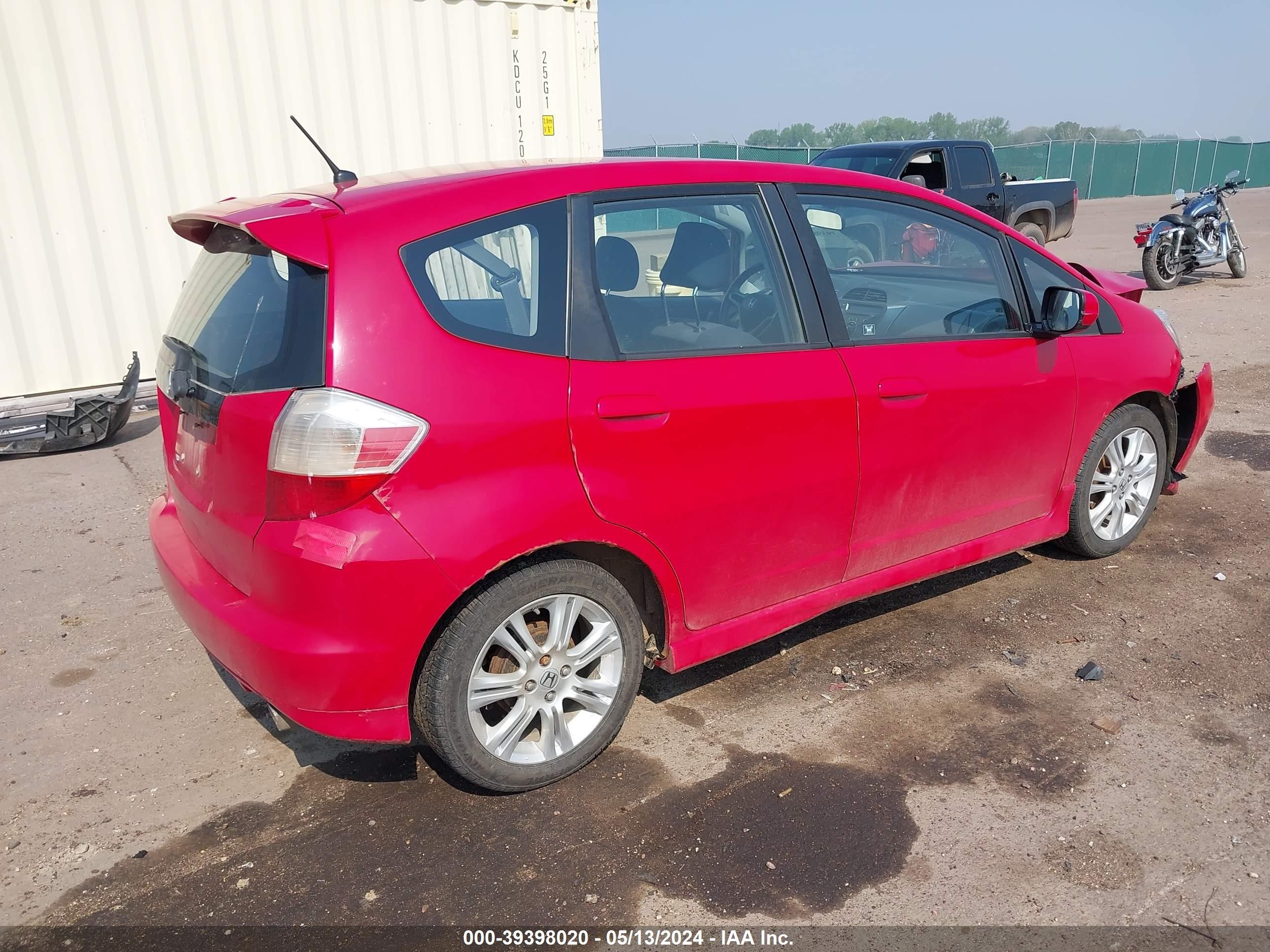 Photo 3 VIN: JHMGE88489S038906 - HONDA FIT 