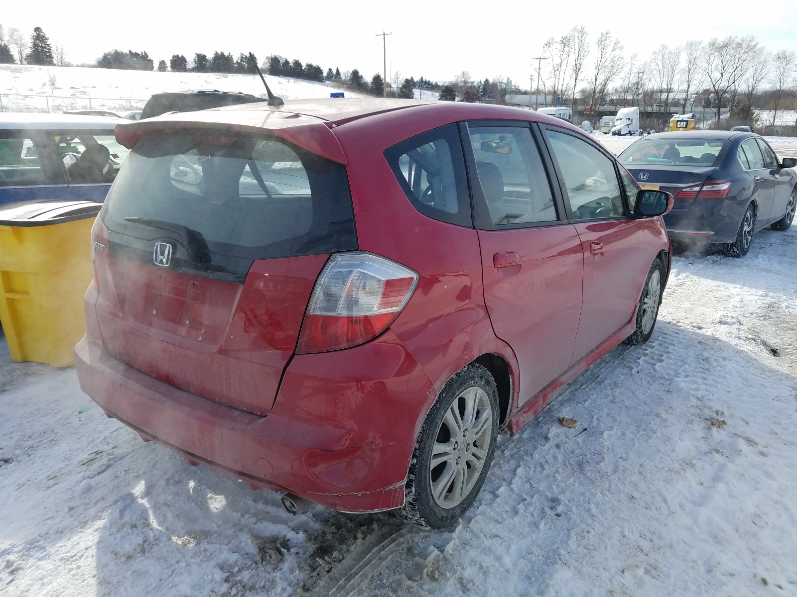 Photo 3 VIN: JHMGE88499S038915 - HONDA FIT SPORT 