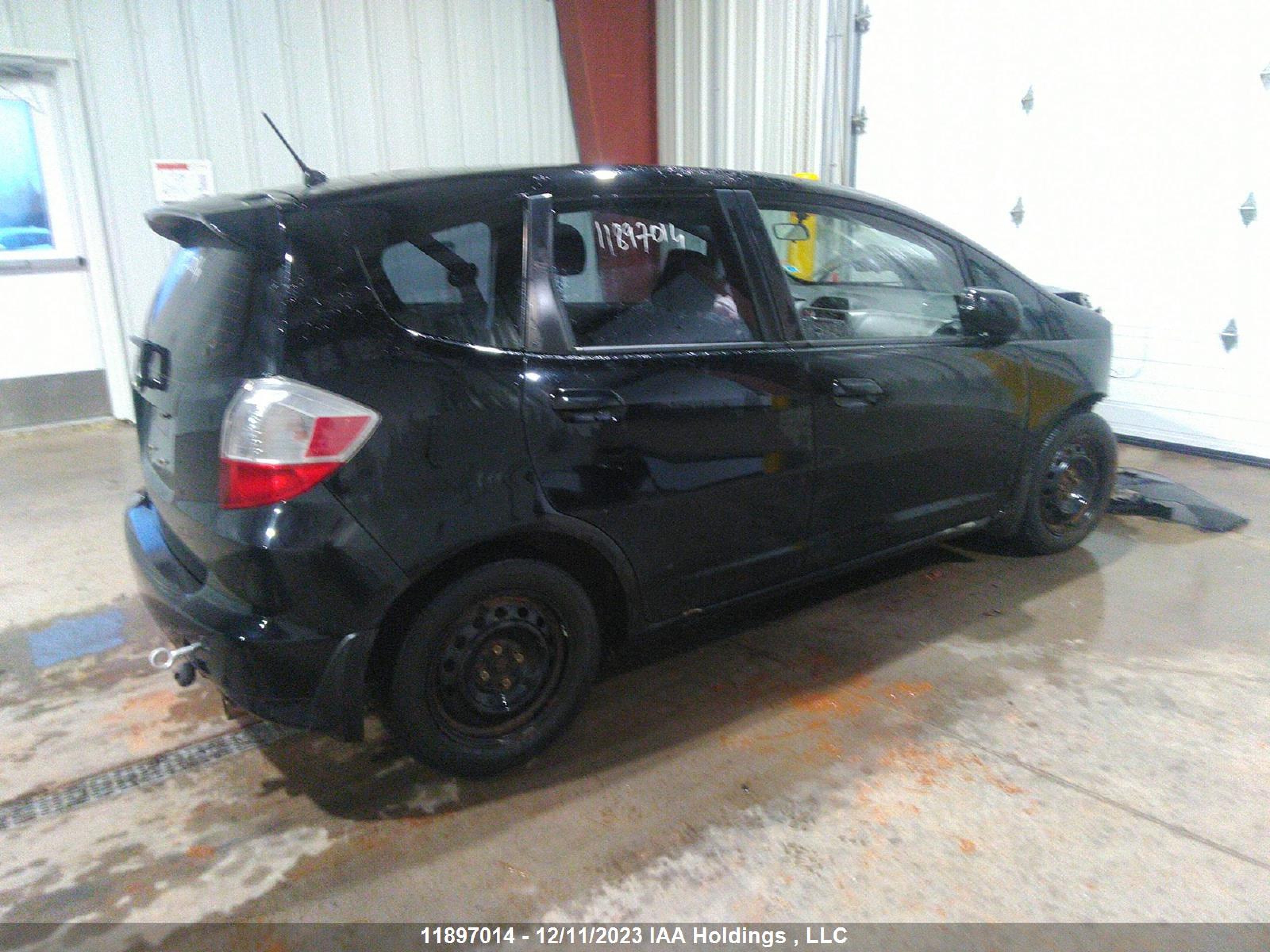 Photo 3 VIN: JHMGE88599S810158 - HONDA FIT 