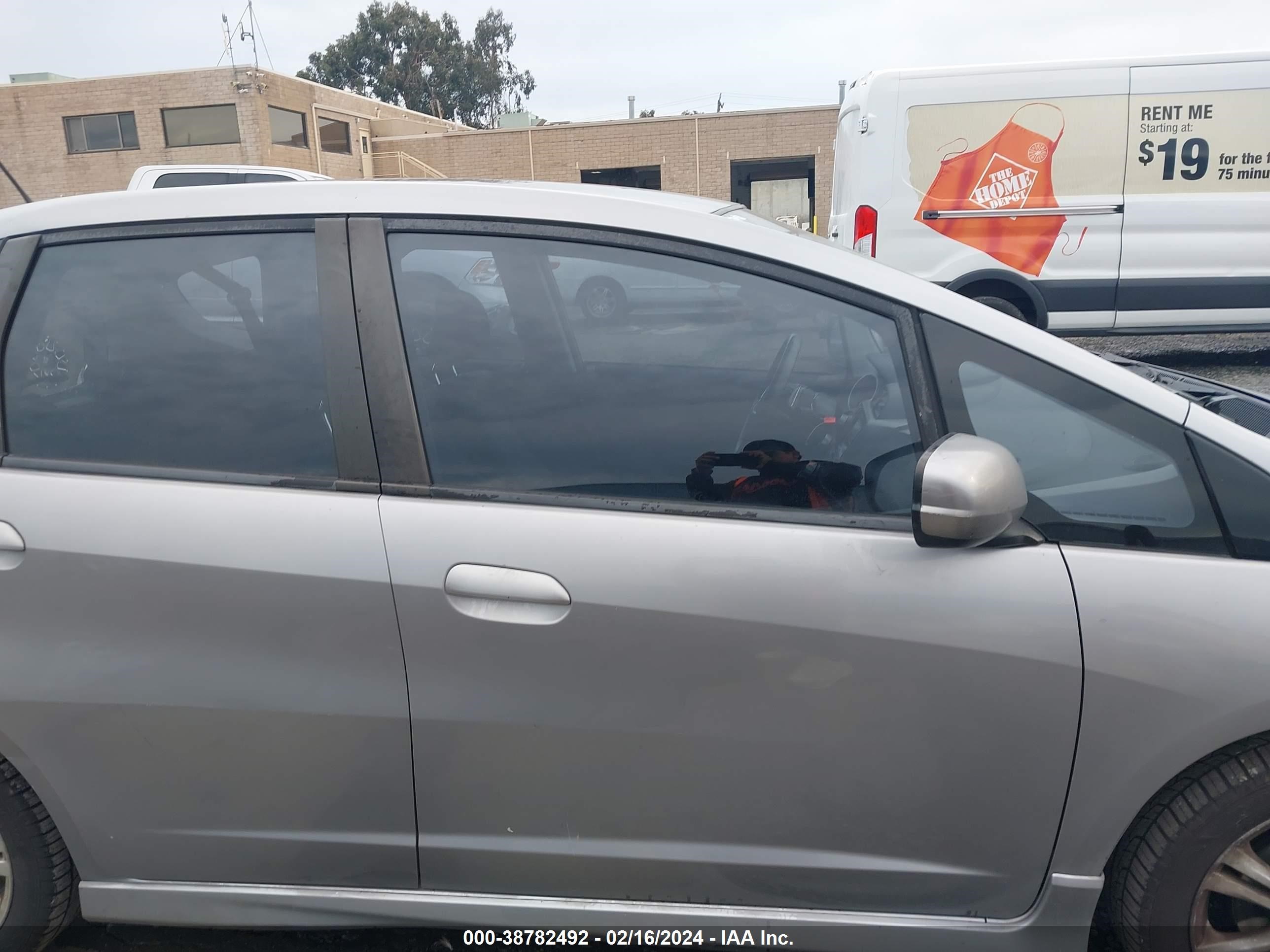 Photo 13 VIN: JHMGE88649S065523 - HONDA FIT 