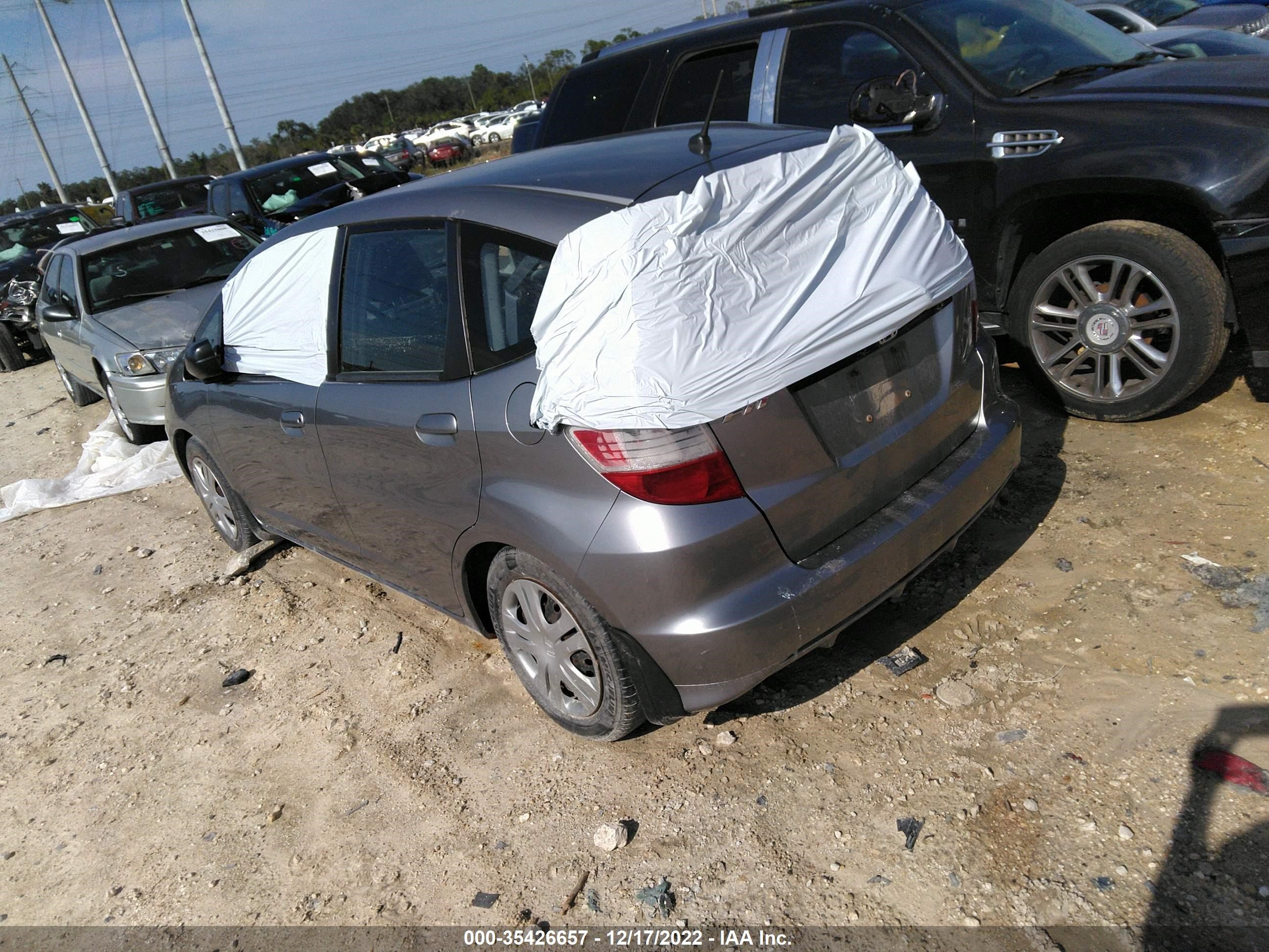 Photo 2 VIN: JHMGE8G20AS023000 - HONDA FIT 